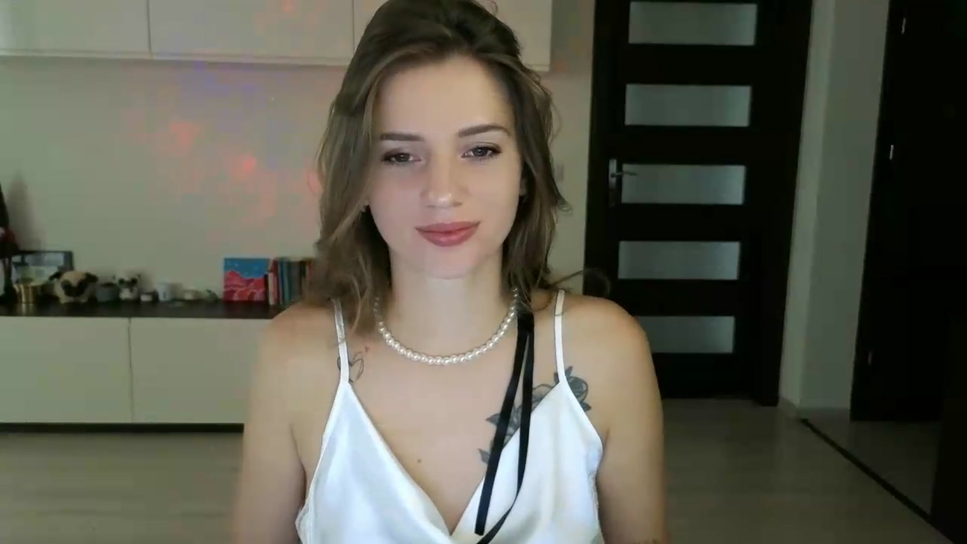 Gallery image thumbnail from DianaMonroe's myfreecams stream on, 08/25/2026, 11:01 image 14 of 20