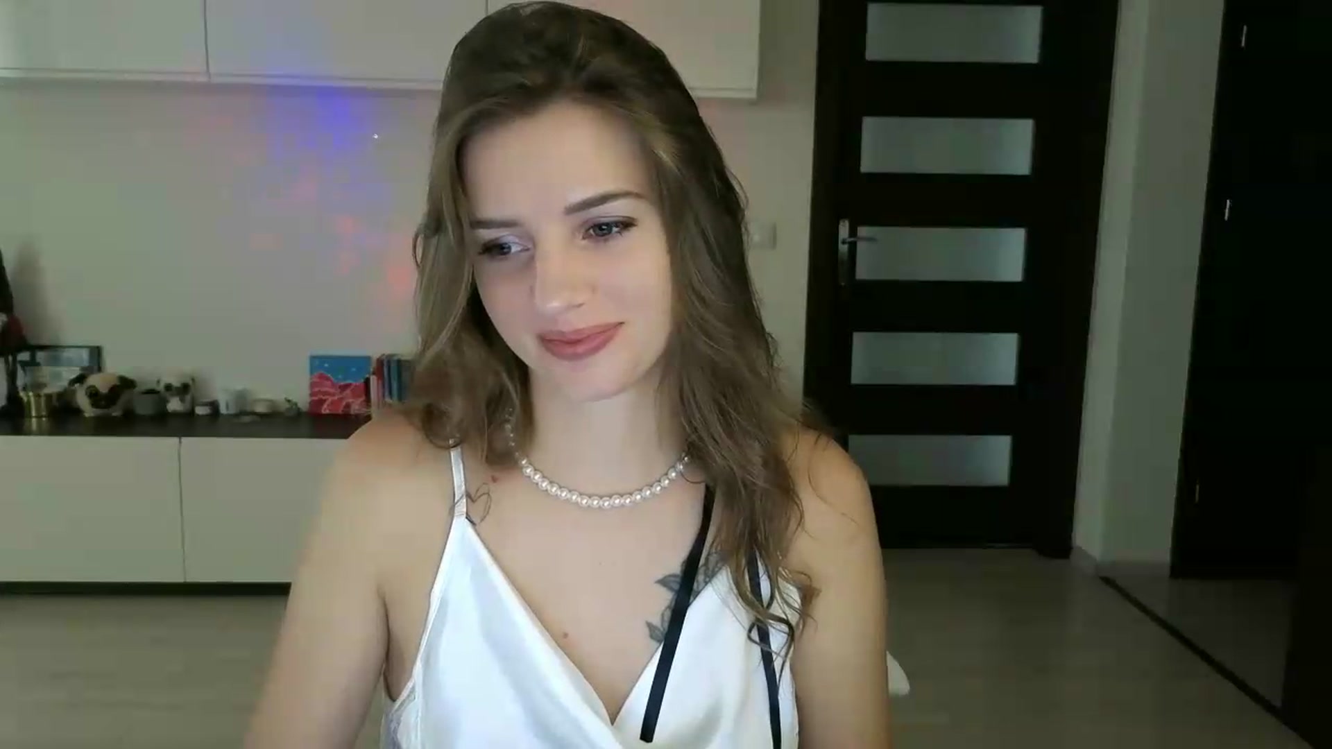 Gallery image thumbnail from DianaMonroe's myfreecams stream on, 08/25/2026, 11:01 image 15 of 20