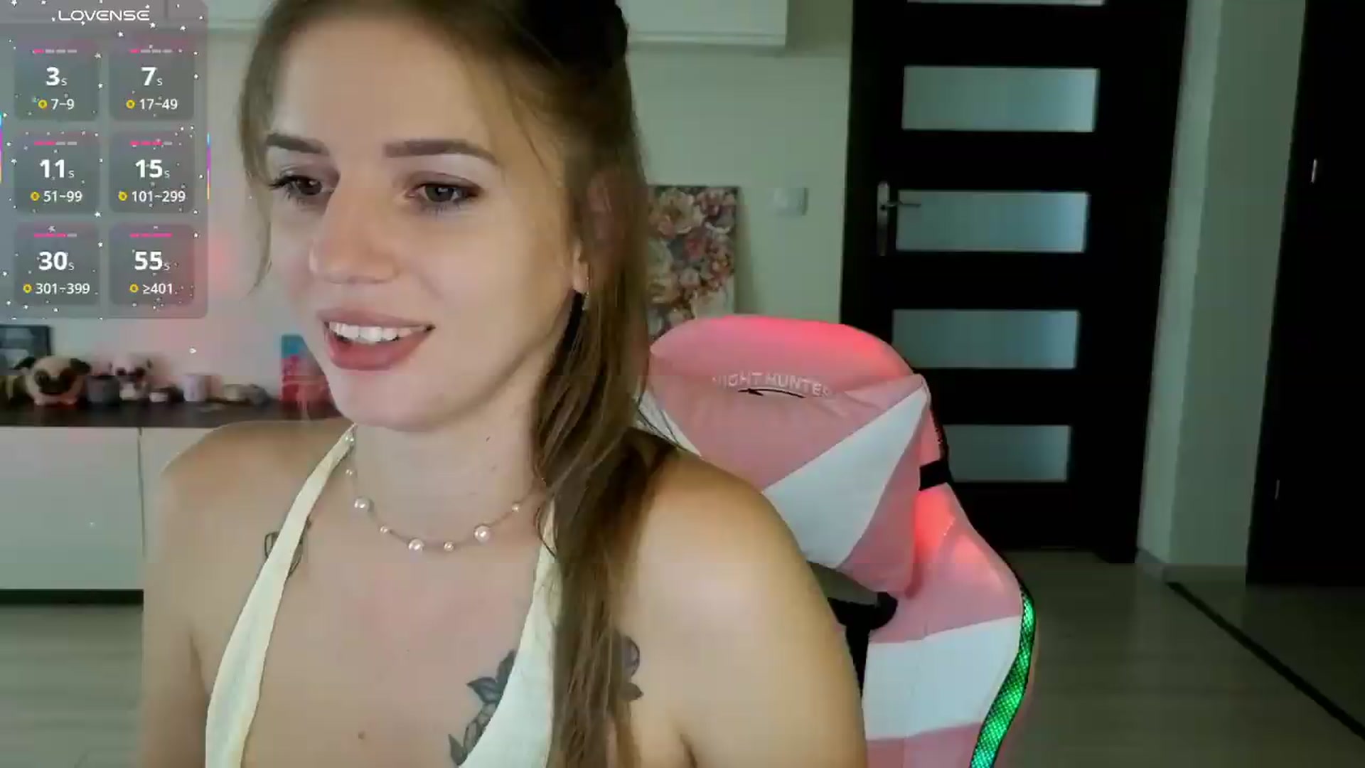 Gallery image thumbnail from DianaMonroe's myfreecams stream on, 09/09/2026, 15:32 image 10 of 20