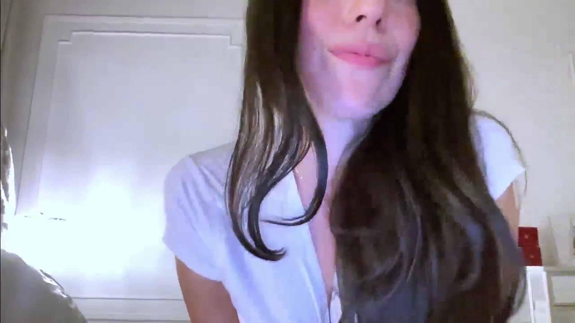 Gallery image thumbnail from DianaPeacheS's myfreecams stream on, 06/16/2025, 01:36 image 19 of 20