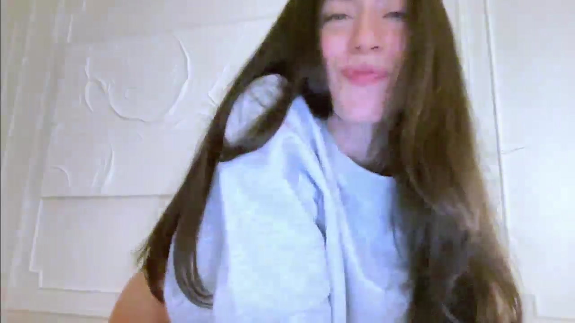 Gallery image thumbnail from DianaPeacheS's myfreecams stream on, 10/20/2025, 02:39 image 6 of 20