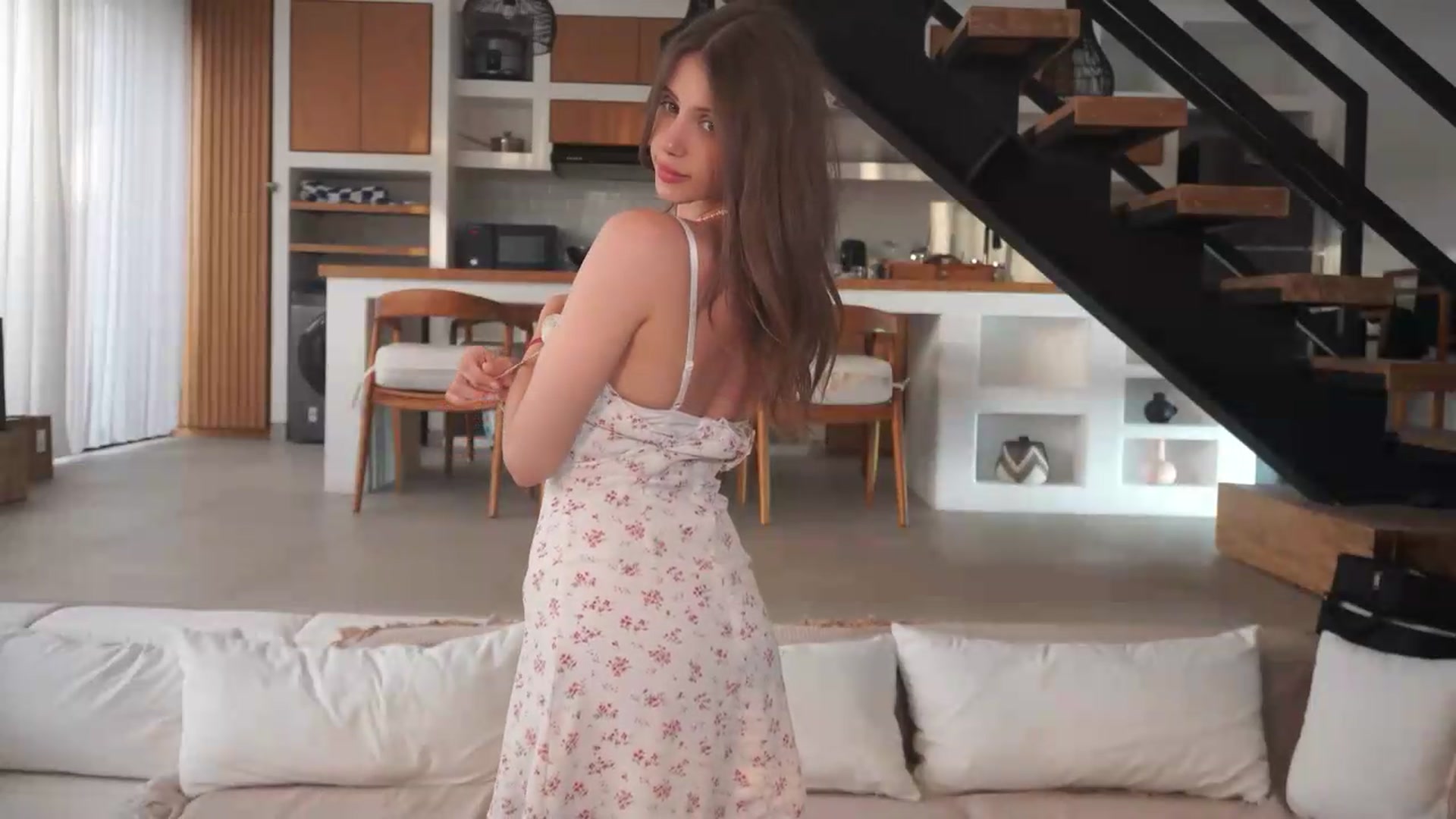 Gallery image thumbnail from DianaStar's myfreecams stream on, 07/09/2026, 24:17 image 5 of 20