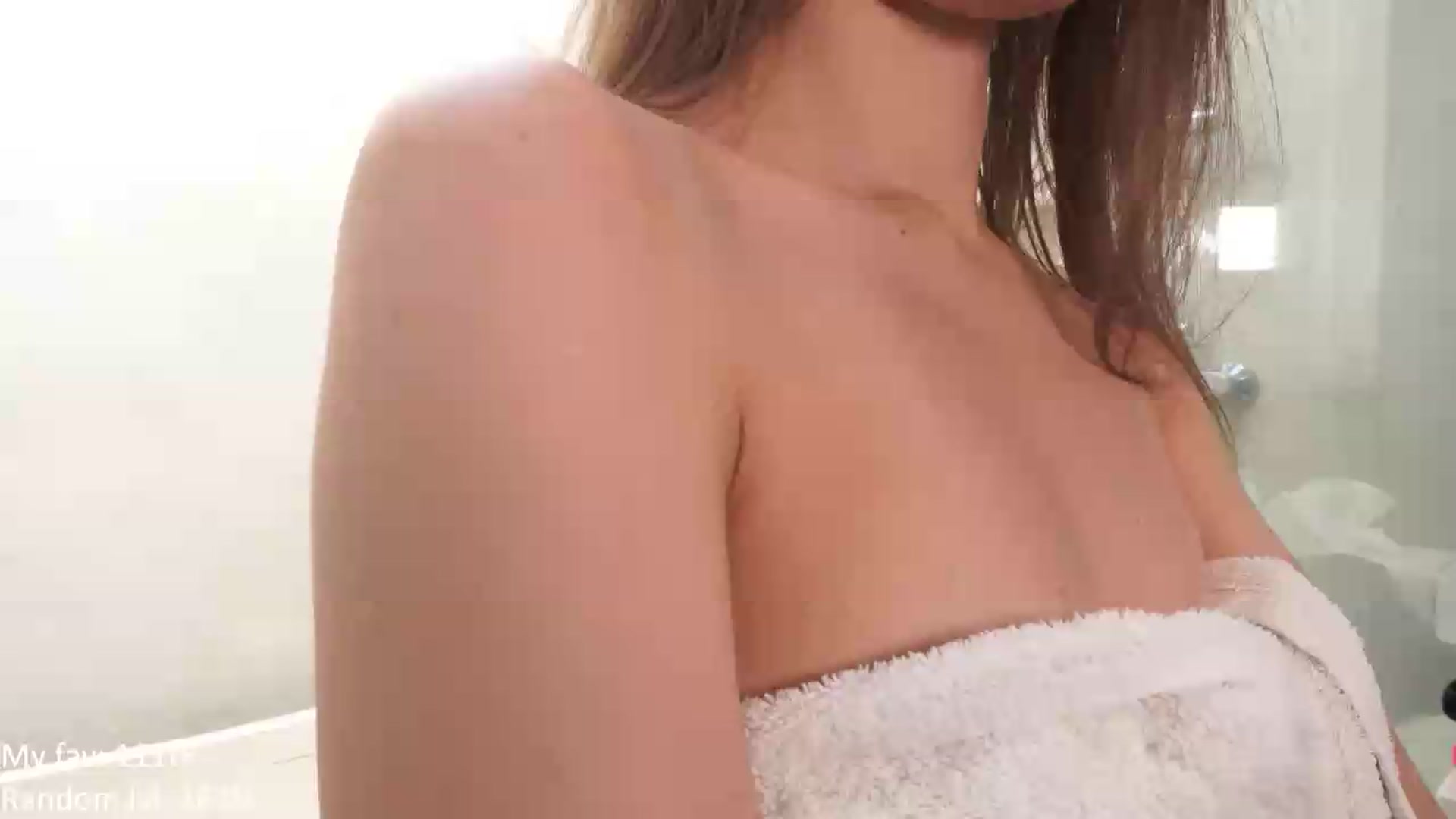 Gallery image thumbnail from DianaStar's myfreecams stream on, 08/18/2026, 01:58 image 17 of 20