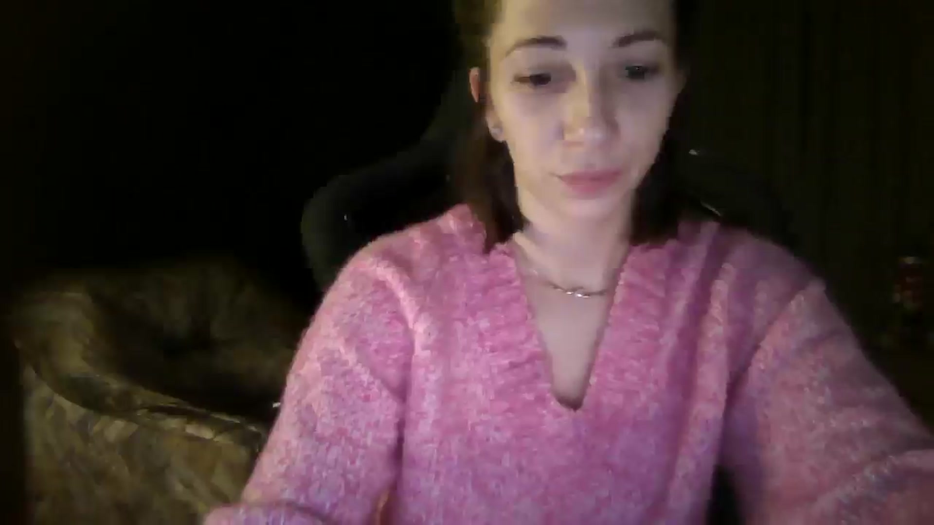 Gallery image thumbnail from Diana_Bloo's myfreecams stream on, 11/14/2025, 24:50 image 12 of 20