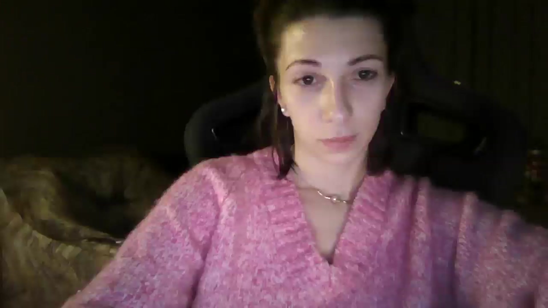 Gallery image thumbnail from Diana_Bloo's myfreecams stream on, 11/14/2025, 24:50 image 16 of 20