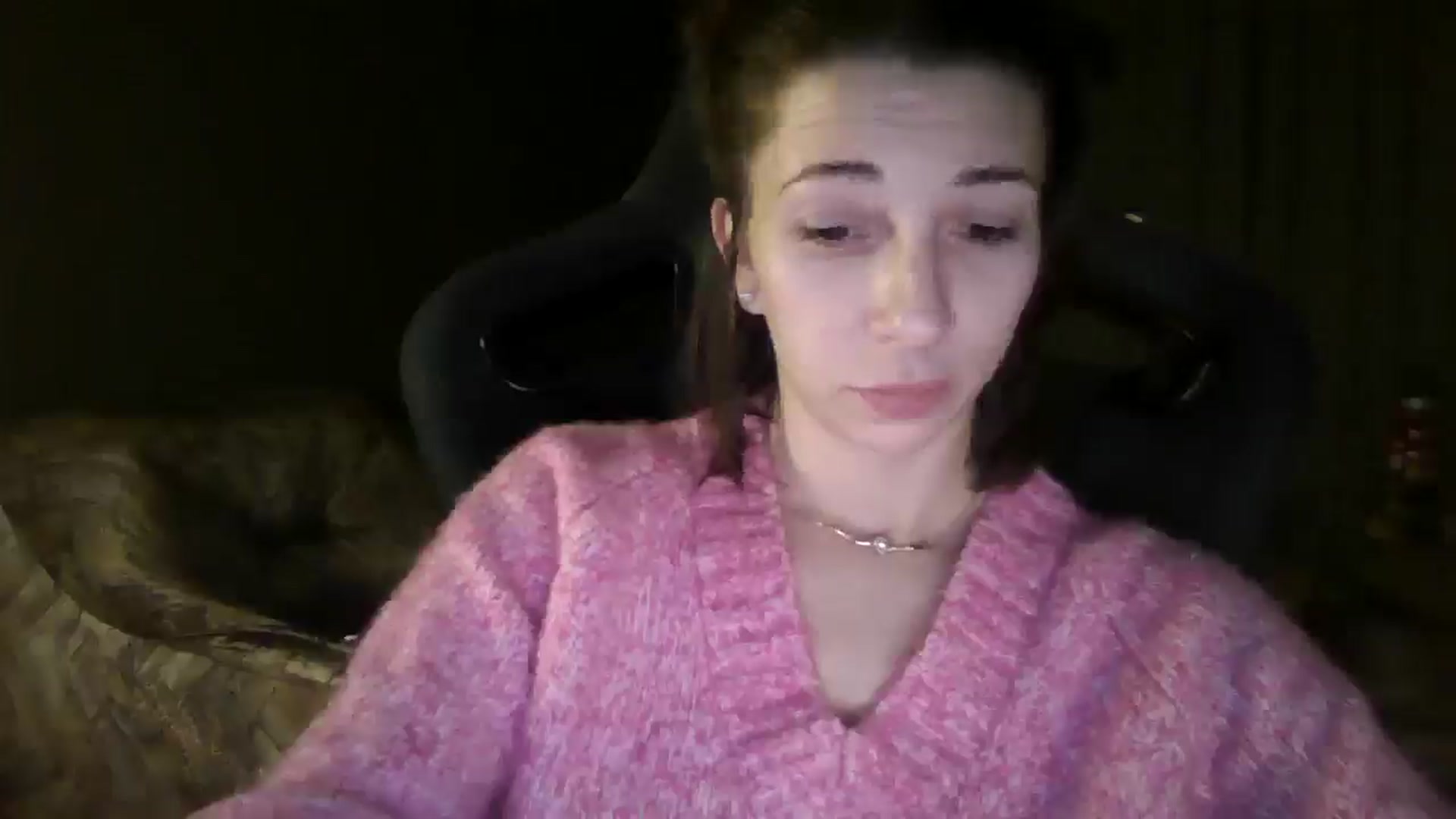 Gallery image thumbnail from Diana_Bloo's myfreecams stream on, 11/14/2025, 24:50 image 18 of 20