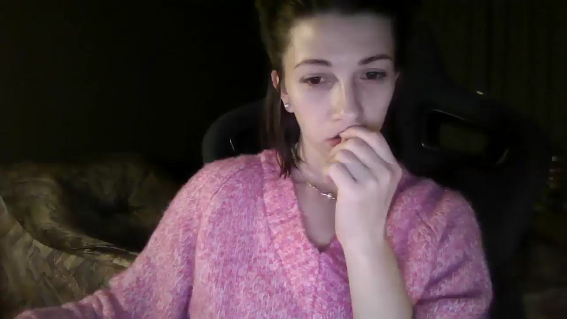 Gallery image thumbnail from Diana_Bloo's myfreecams stream on, 11/14/2025, 24:50 image 15 of 20