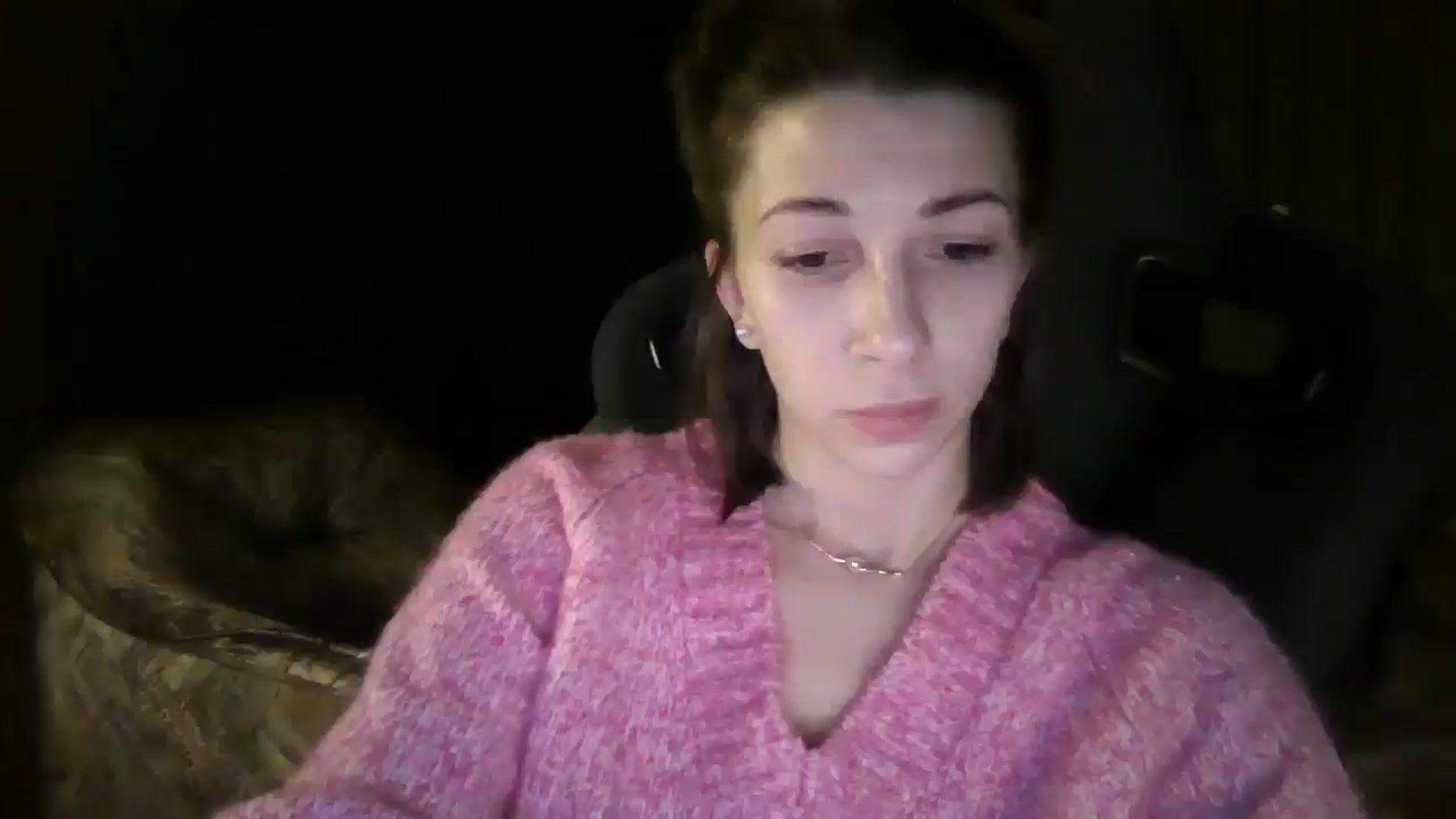 Gallery image thumbnail from Diana_Bloo's myfreecams stream on, 11/14/2025, 24:50 image 14 of 20