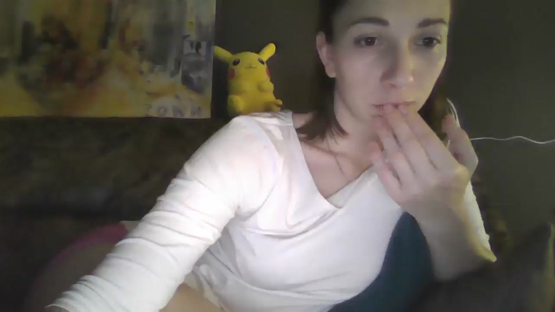 Gallery image thumbnail from Diana_Bloo's myfreecams stream on, 11/17/2025, 01:43 image 4 of 20