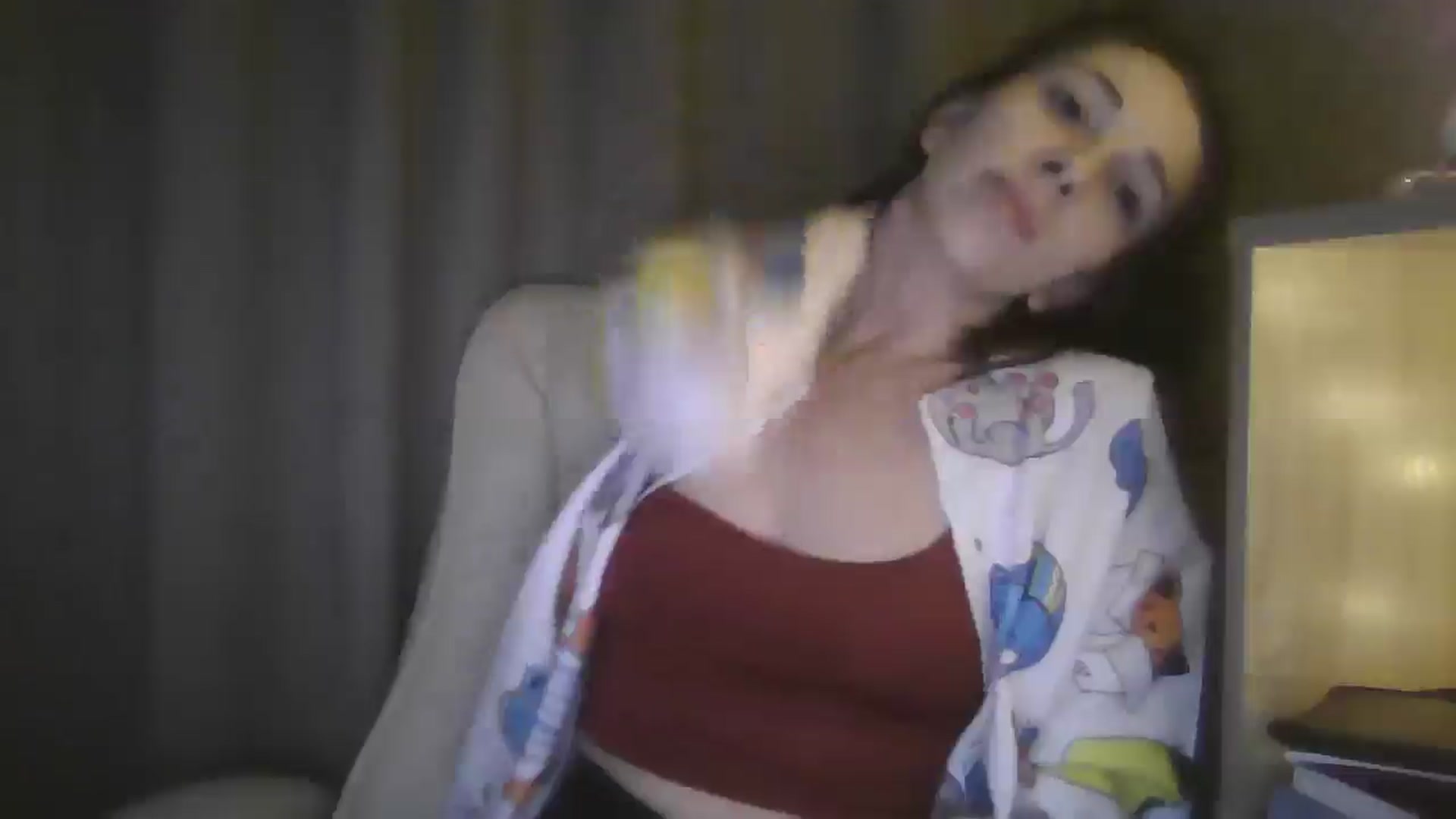 Gallery image thumbnail from Diana_Bloo's myfreecams stream on, 11/18/2025, 21:31 image 4 of 20