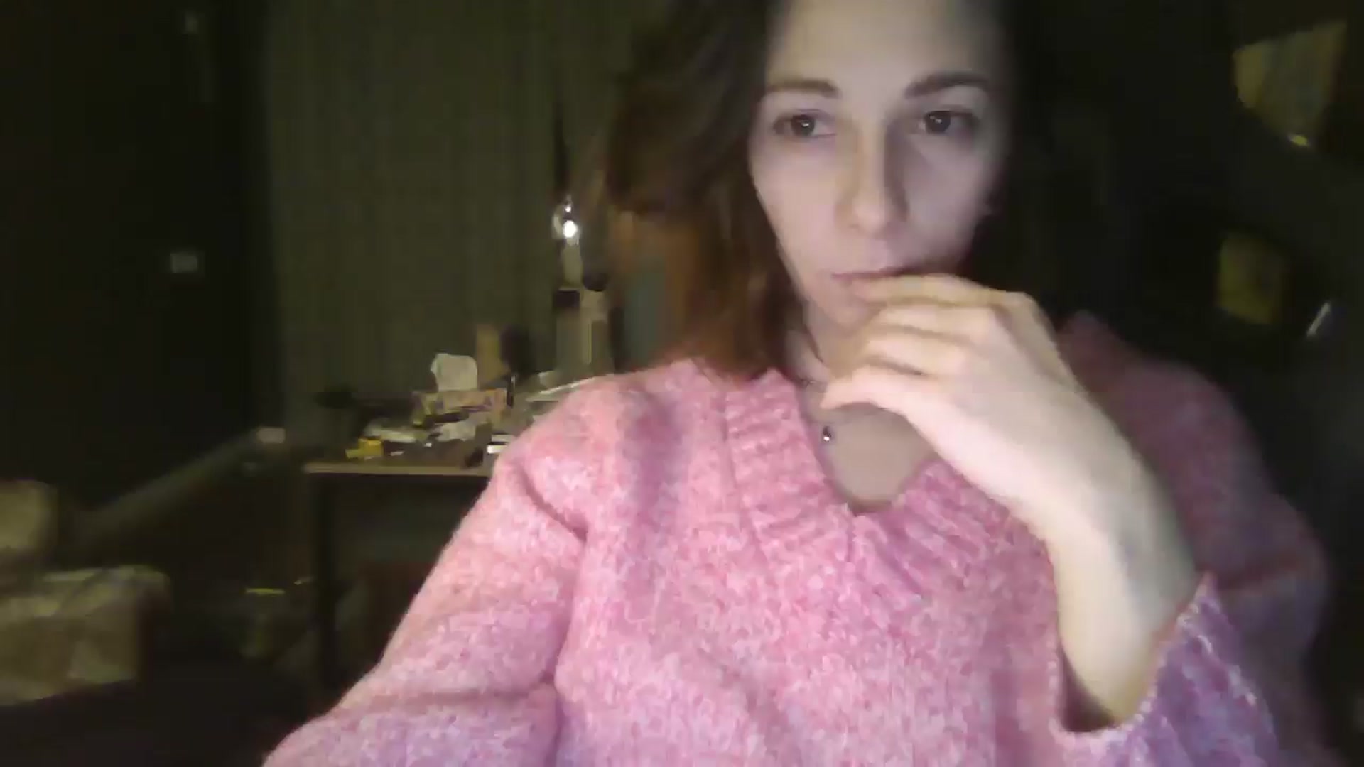 Gallery image thumbnail from Diana_Bloo's myfreecams stream on, 11/26/2025, 01:00 image 17 of 20