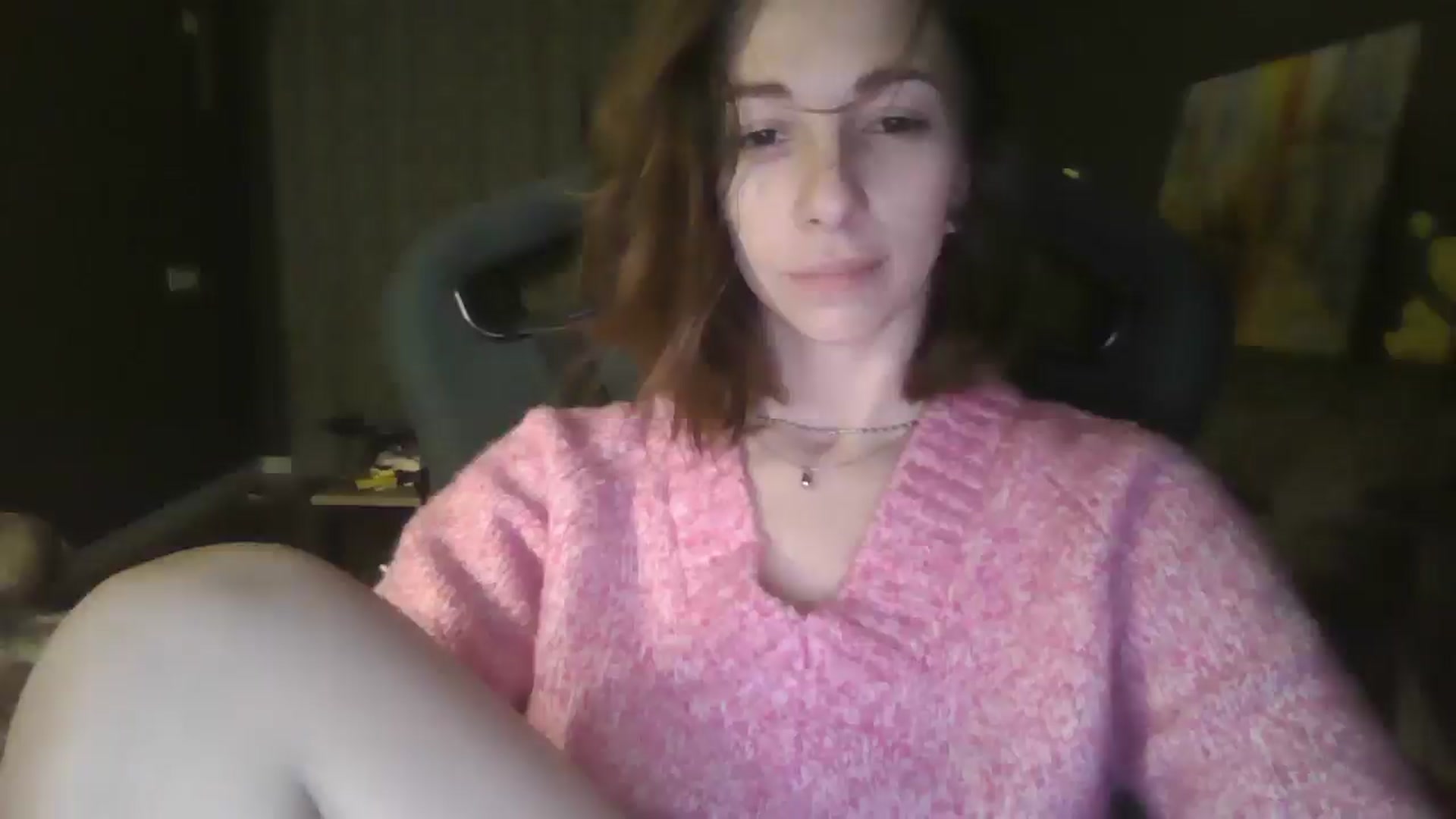 Gallery image thumbnail from Diana_Bloo's myfreecams stream on, 11/26/2025, 01:00 image 9 of 20