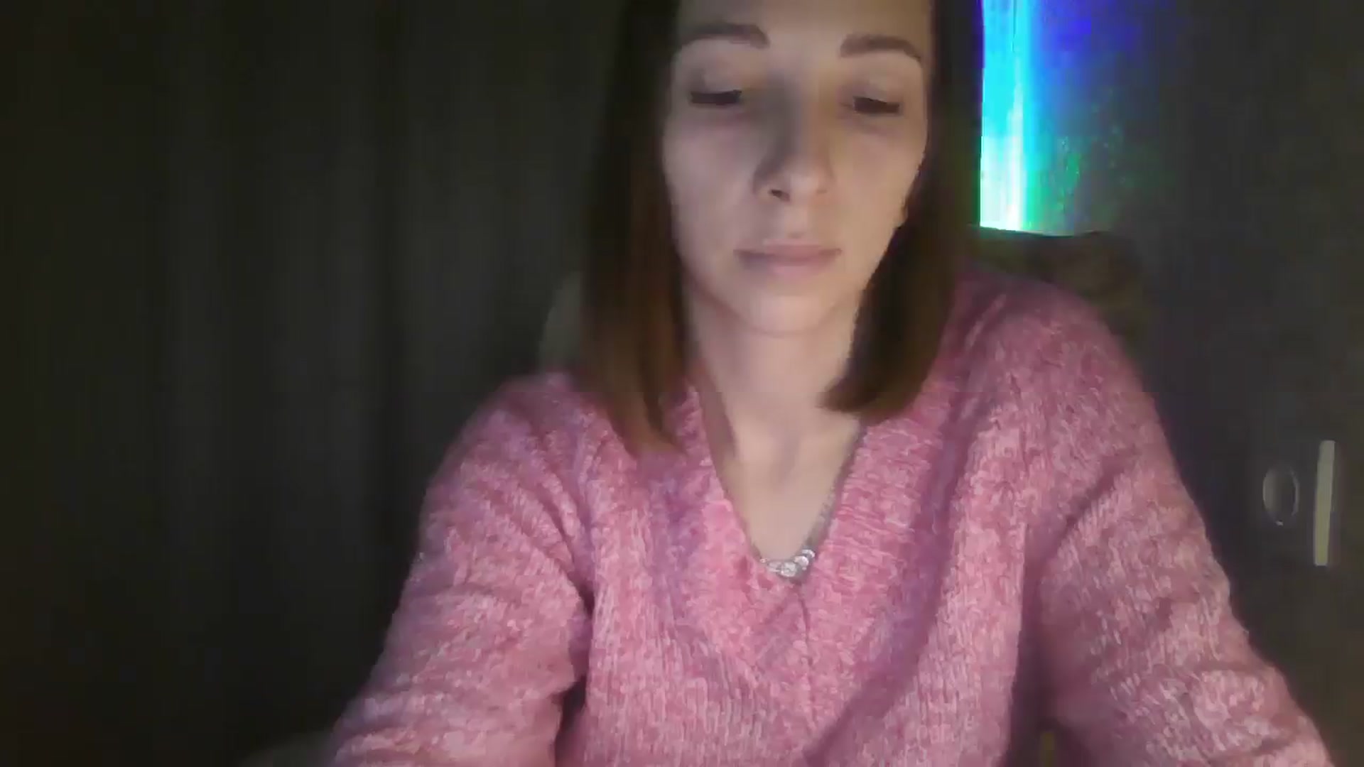 Gallery image thumbnail from Diana_Bloo's myfreecams stream on, 11/27/2025, 19:10 image 11 of 20