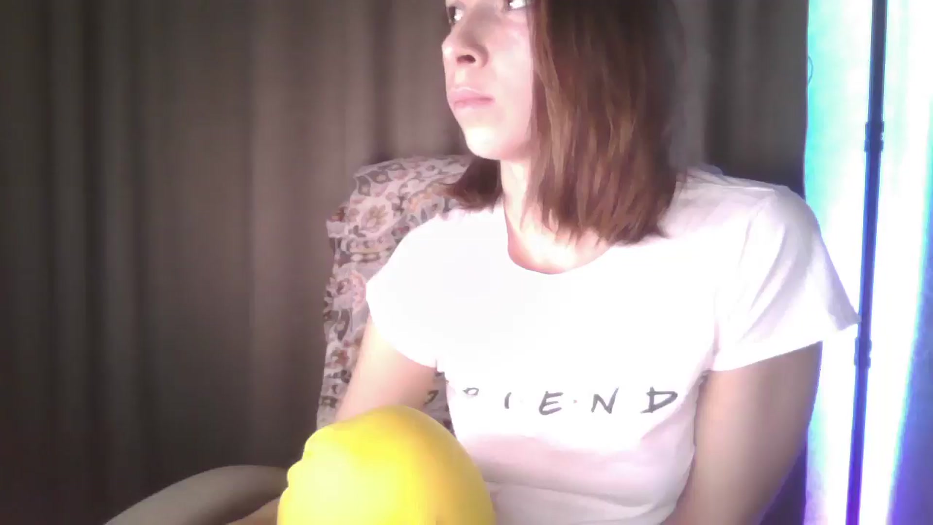 Gallery image thumbnail from Diana_Bloo's myfreecams stream on, 12/03/2025, 14:55 image 10 of 20