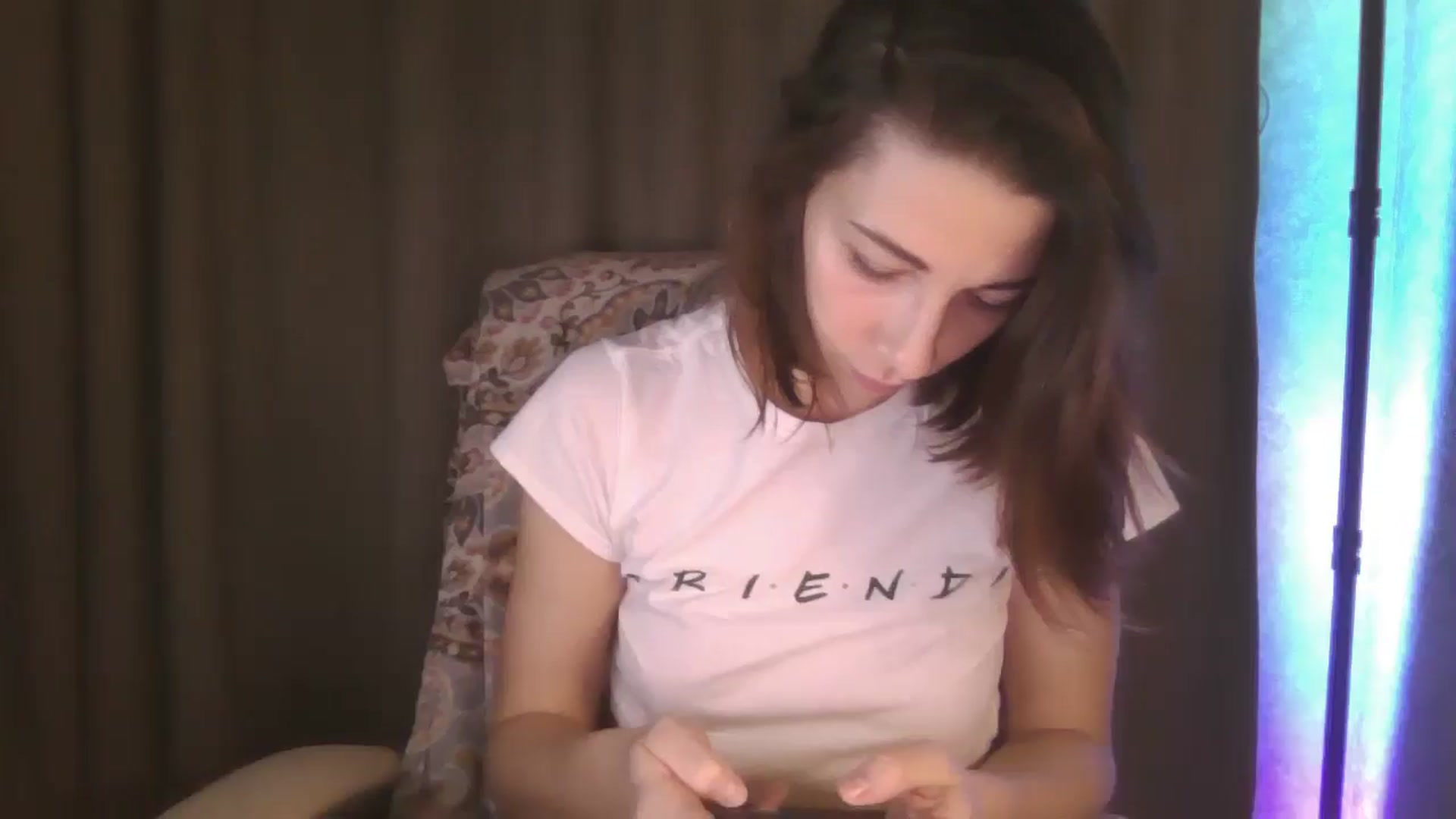Gallery image thumbnail from Diana_Bloo's myfreecams stream on, 12/03/2025, 14:55 image 14 of 20
