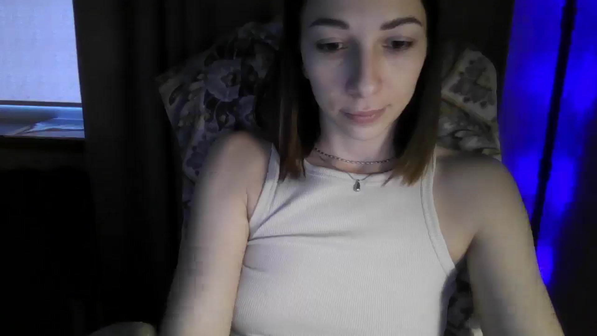 Gallery image thumbnail from Diana_Bloo's myfreecams stream on, 12/07/2025, 12:13 image 19 of 20
