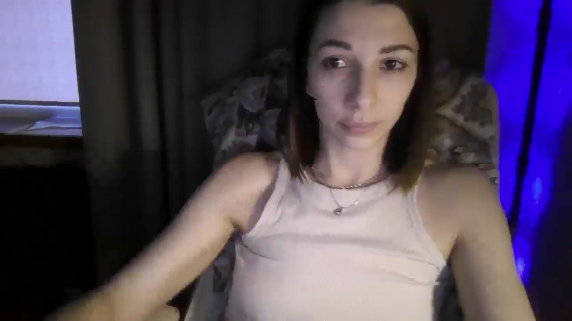 Gallery image thumbnail from Diana_Bloo's myfreecams stream on, 12/07/2025, 12:13 image 9 of 20