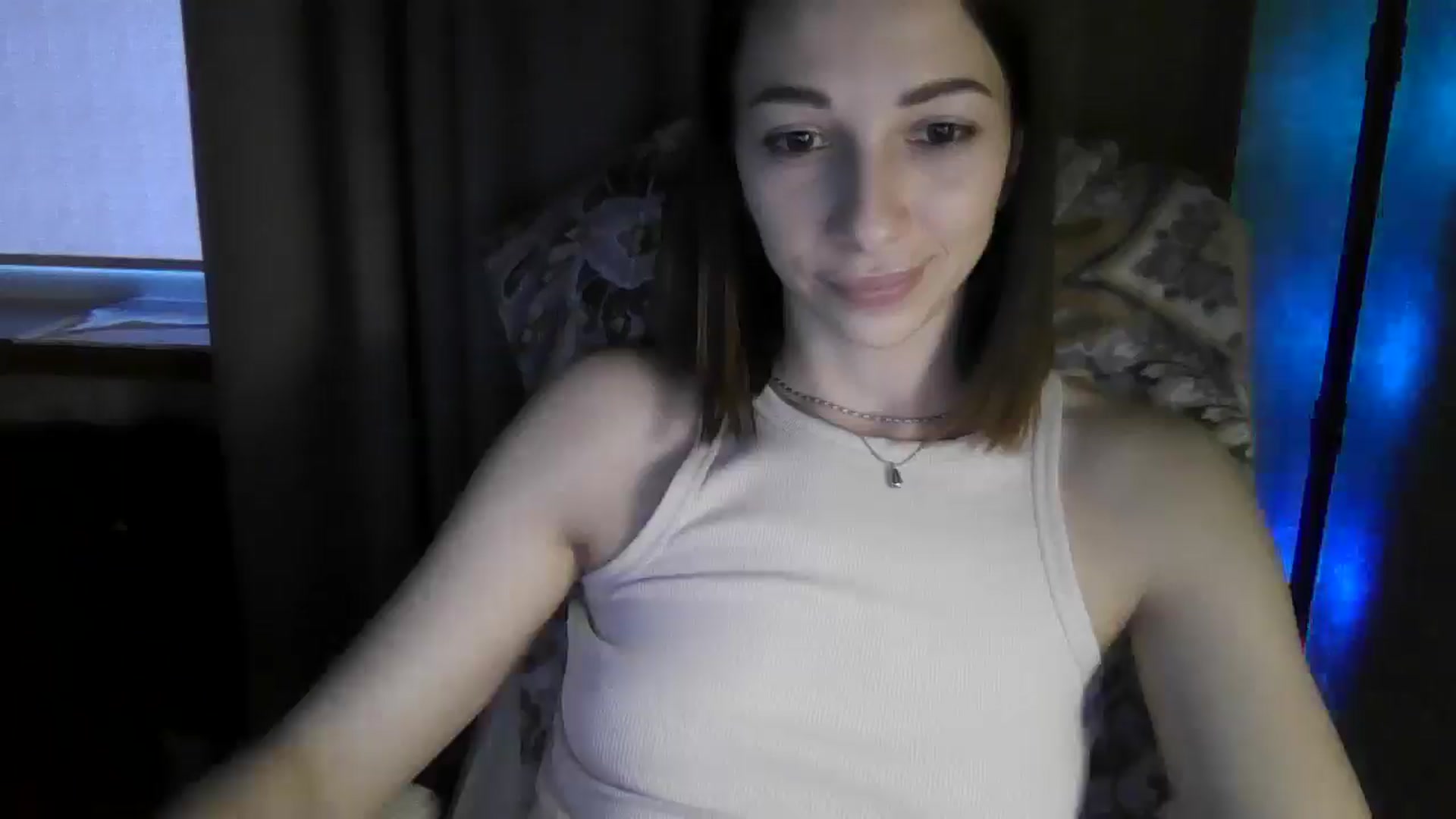 Gallery image thumbnail from Diana_Bloo's myfreecams stream on, 12/07/2025, 12:13 image 14 of 20