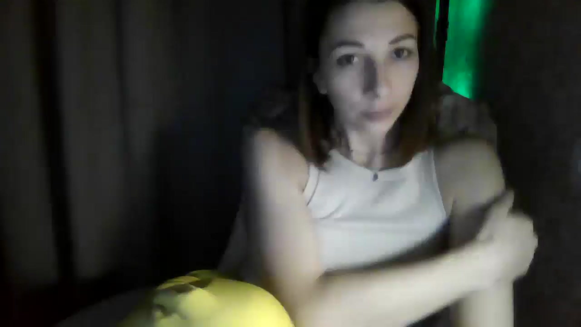 Gallery image thumbnail from Diana_Bloo's myfreecams stream on, 12/07/2025, 15:15 image 16 of 20