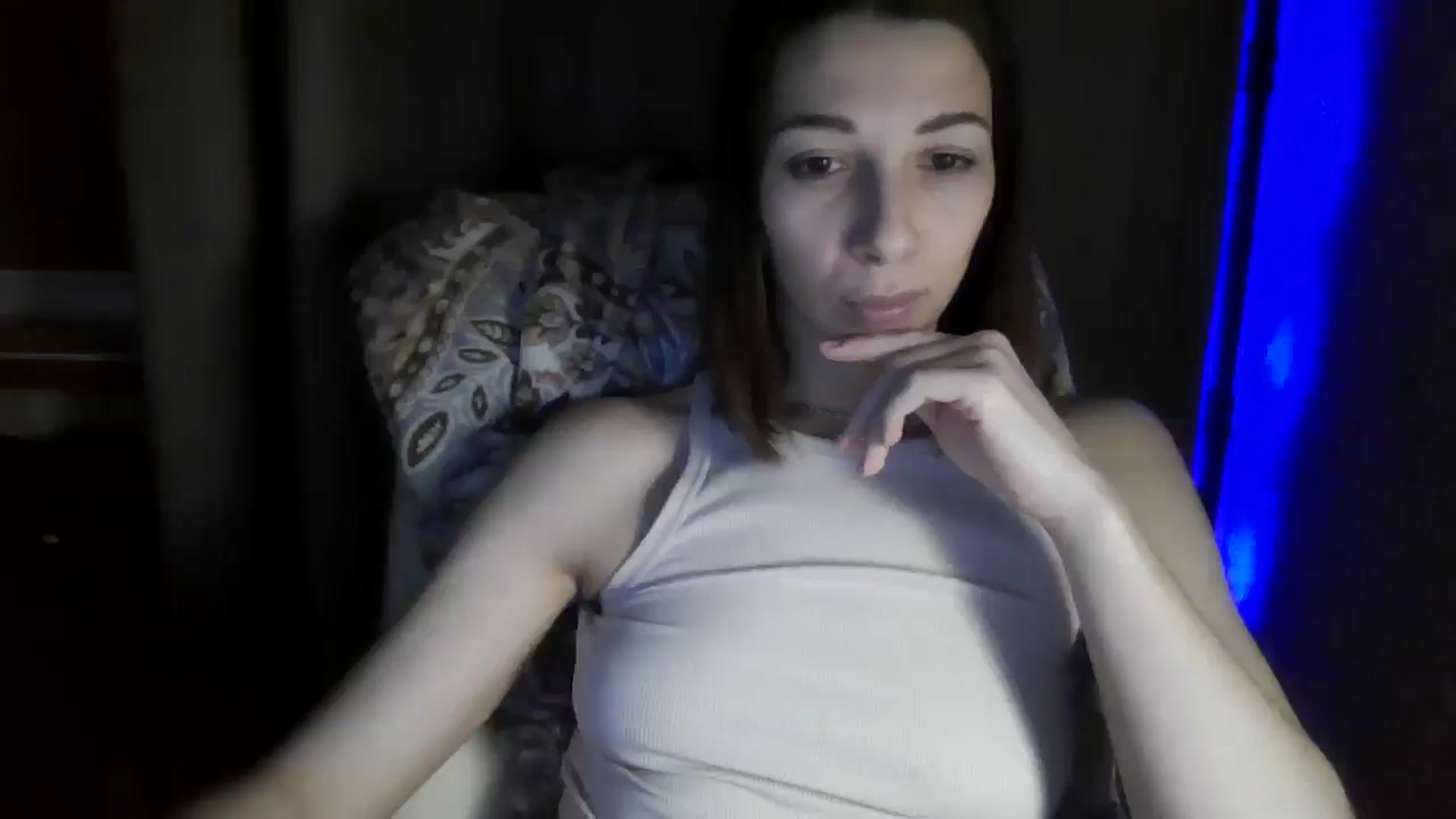 Gallery image thumbnail from Diana_Bloo's myfreecams stream on, 12/07/2025, 15:15 image 10 of 20
