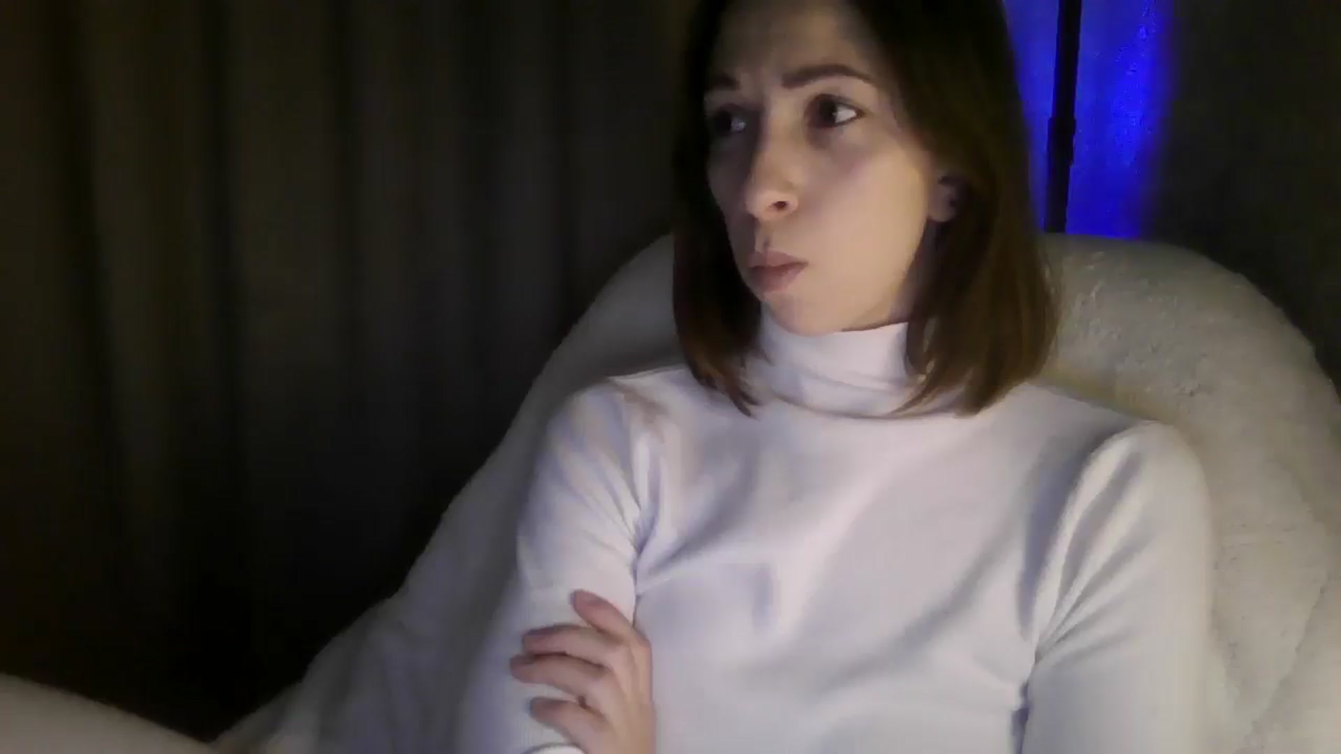 Gallery image thumbnail from Diana_Bloo's myfreecams stream on, 12/09/2025, 14:03 image 5 of 20