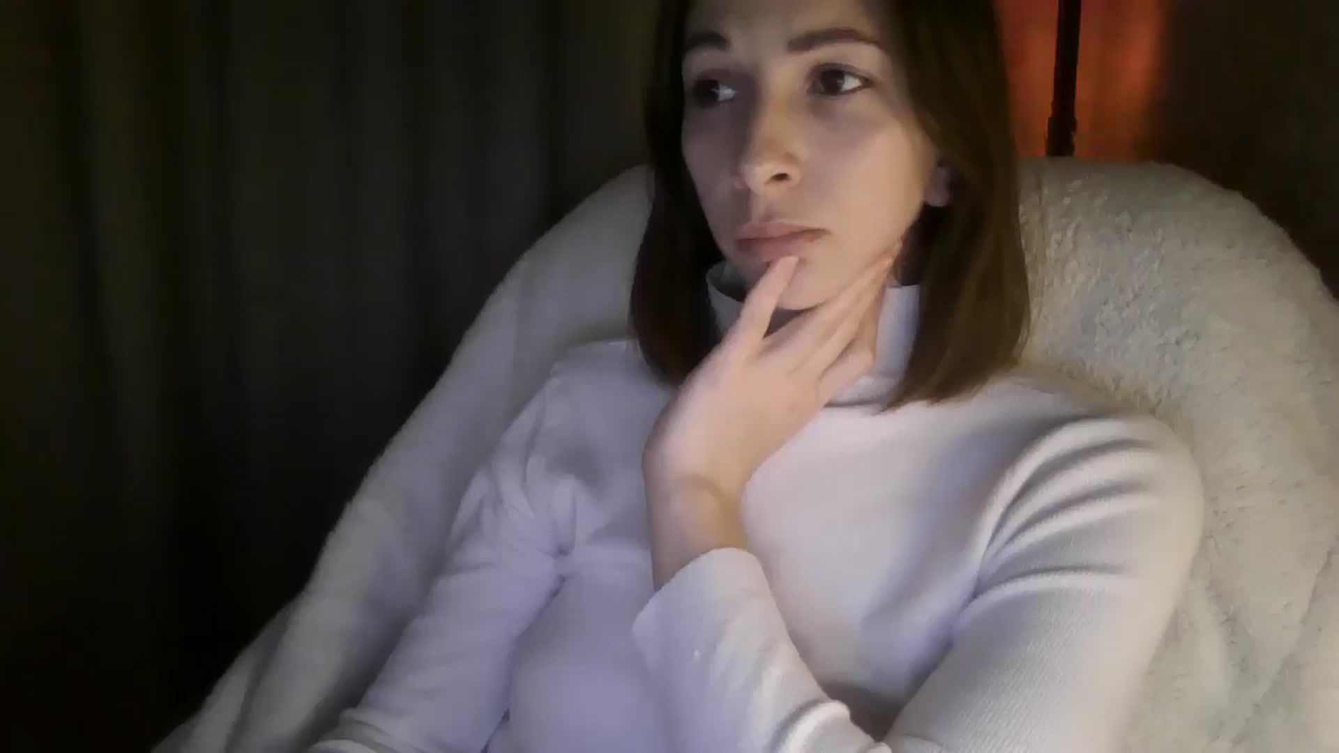 Gallery image thumbnail from Diana_Bloo's myfreecams stream on, 12/09/2025, 14:03 image 6 of 20