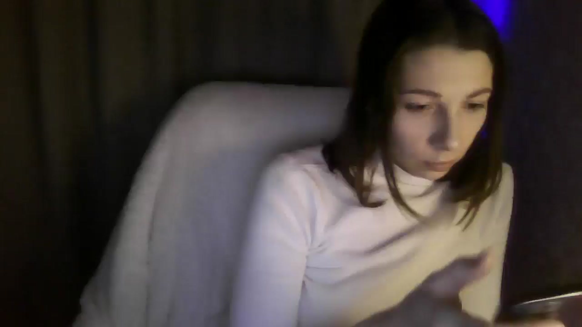 Gallery image thumbnail from Diana_Bloo's myfreecams stream on, 12/09/2025, 14:03 image 10 of 20
