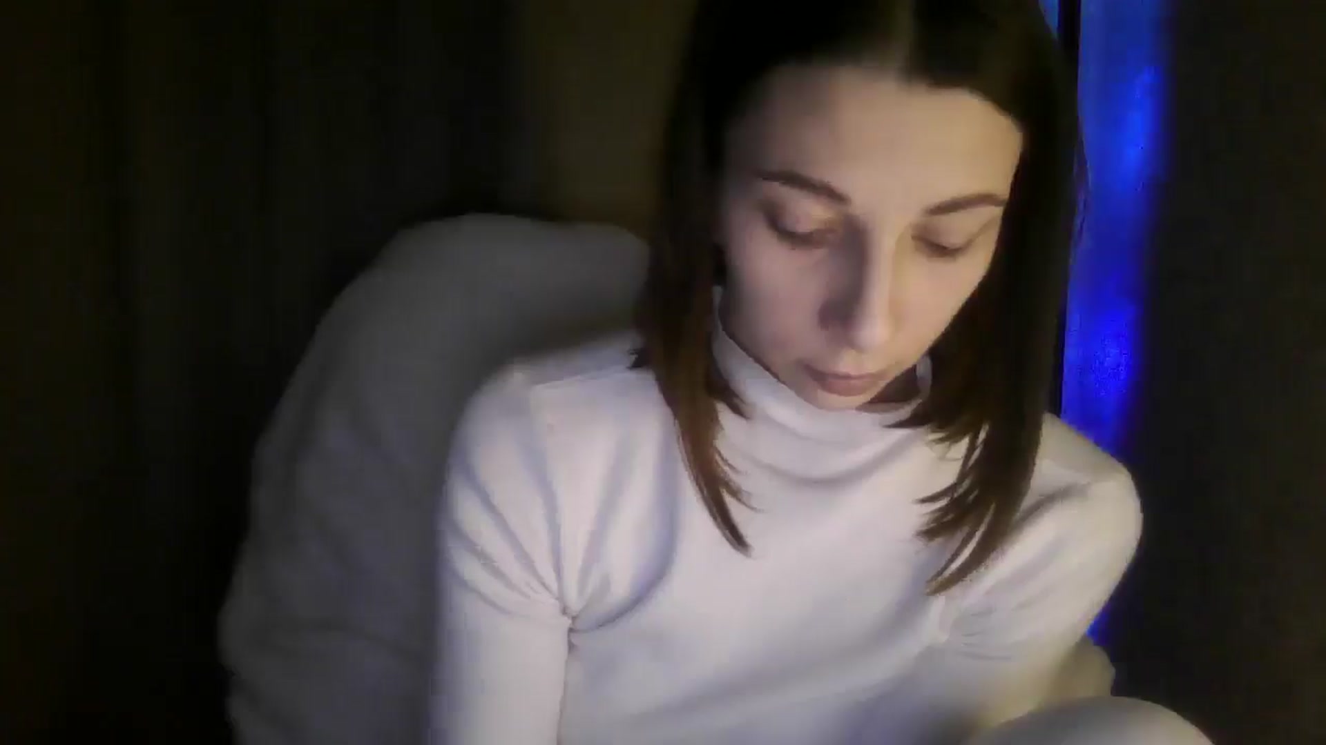 Gallery image thumbnail from Diana_Bloo's myfreecams stream on, 12/09/2025, 14:03 image 19 of 20