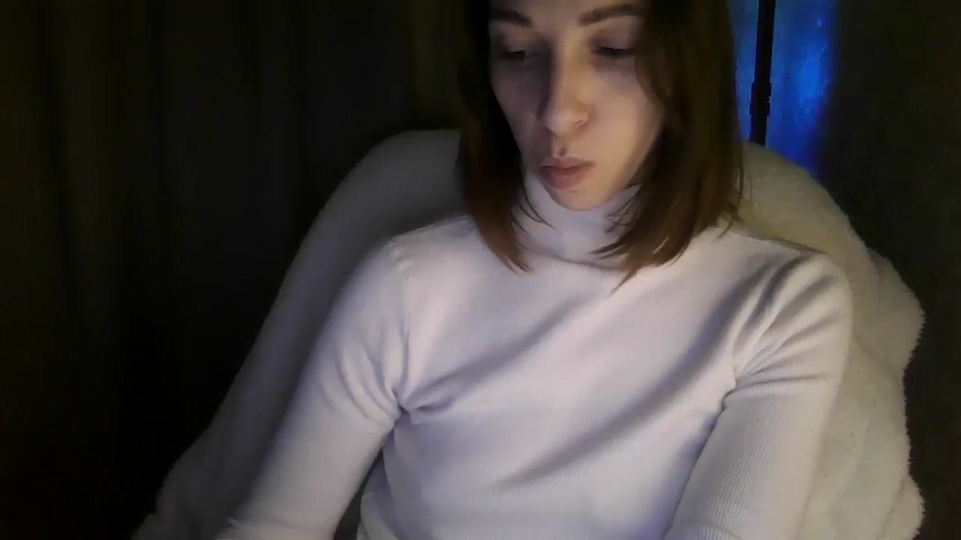 Gallery image thumbnail from Diana_Bloo's myfreecams stream on, 12/09/2025, 14:03 image 7 of 20