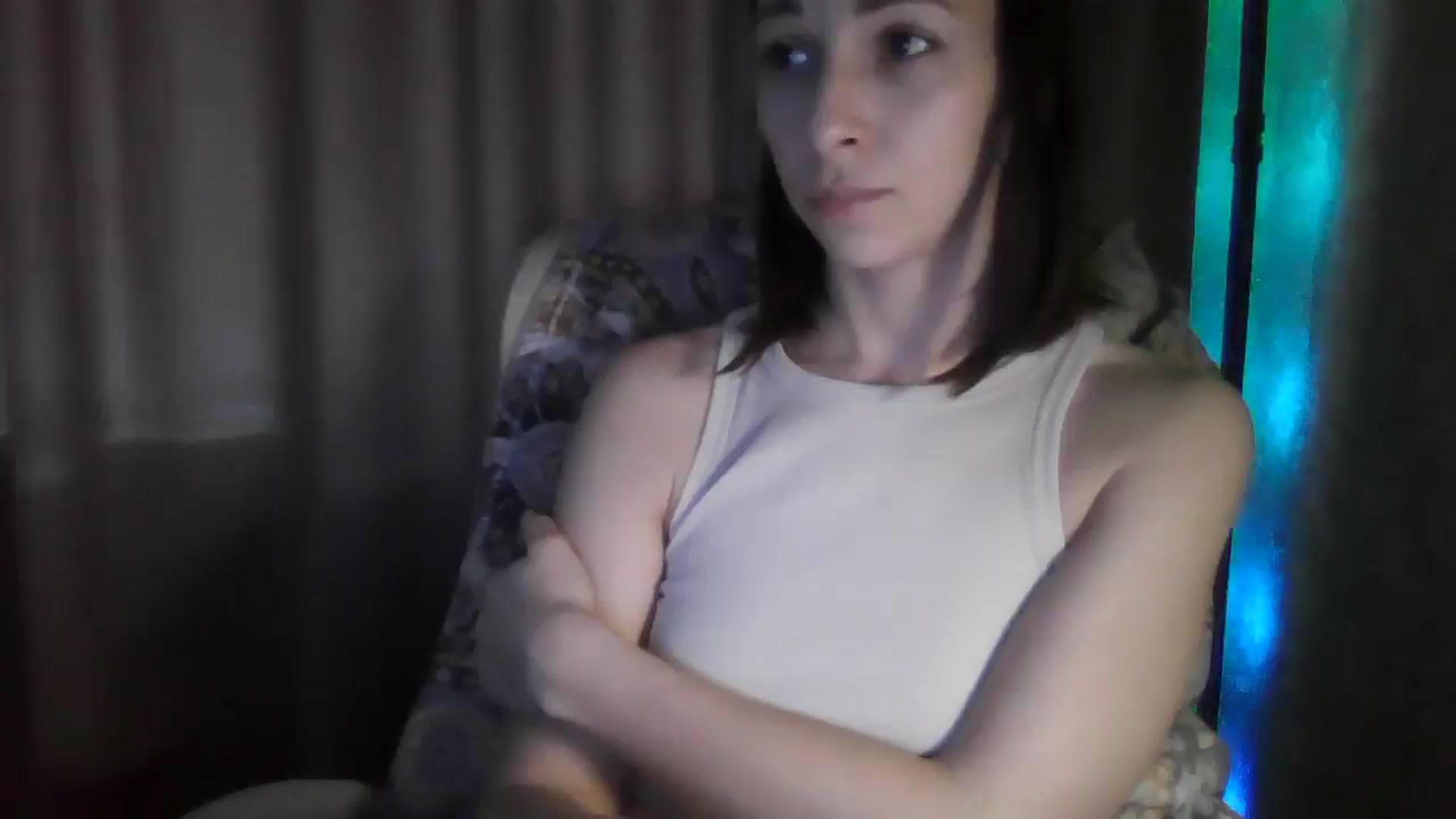 Gallery image thumbnail from Diana_Bloo's myfreecams stream on, 12/15/2025, 11:47 image 17 of 20