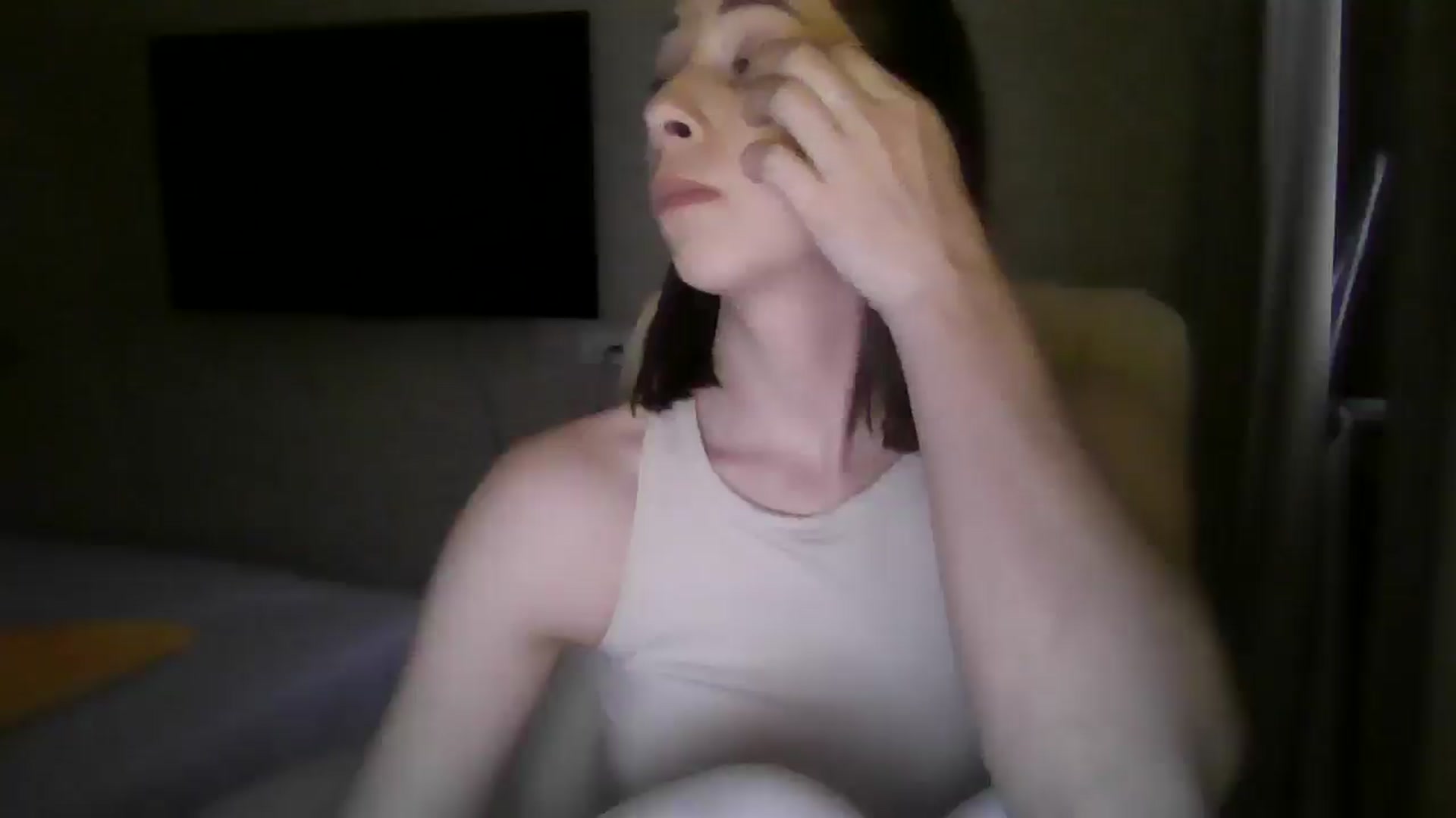 Gallery image thumbnail from Diana_Bloo's myfreecams stream on, 12/24/2025, 13:53 image 13 of 20
