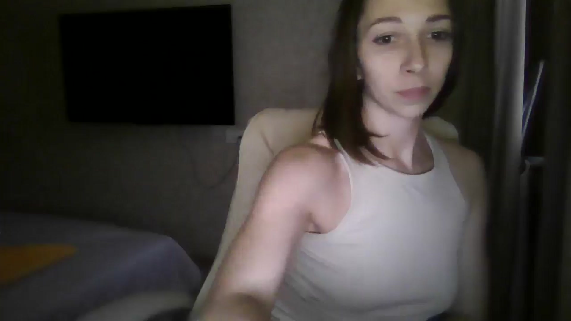 Gallery image thumbnail from Diana_Bloo's myfreecams stream on, 12/24/2025, 13:53 image 15 of 20
