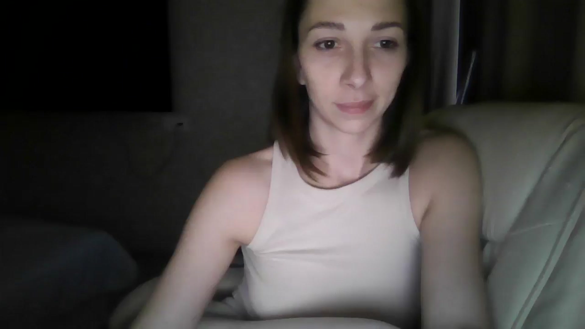 Gallery image thumbnail from Diana_Bloo's myfreecams stream on, 12/24/2025, 13:53 image 18 of 20