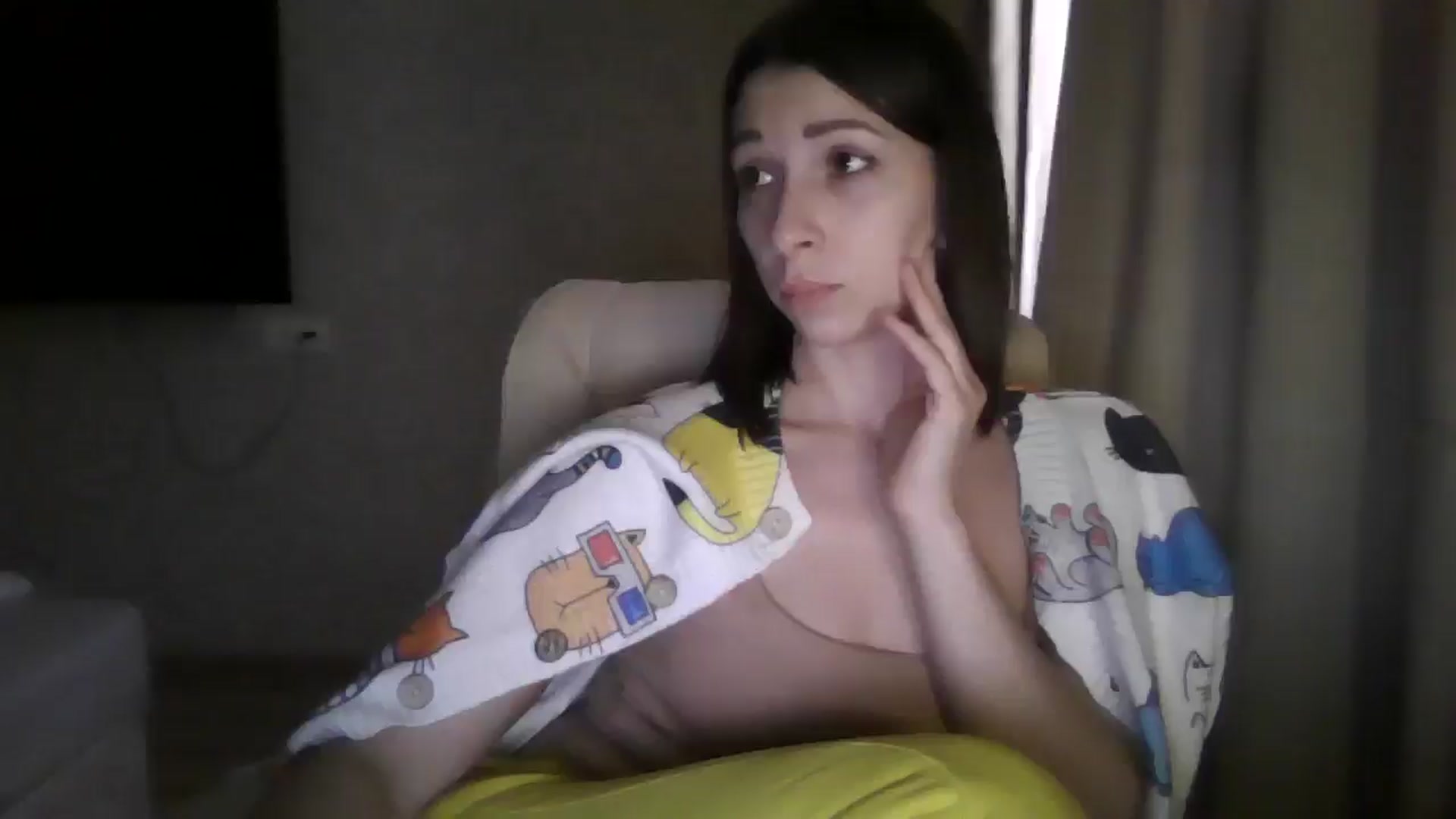 Gallery image thumbnail from Diana_Bloo's myfreecams stream on, 12/25/2025, 11:31 image 8 of 20
