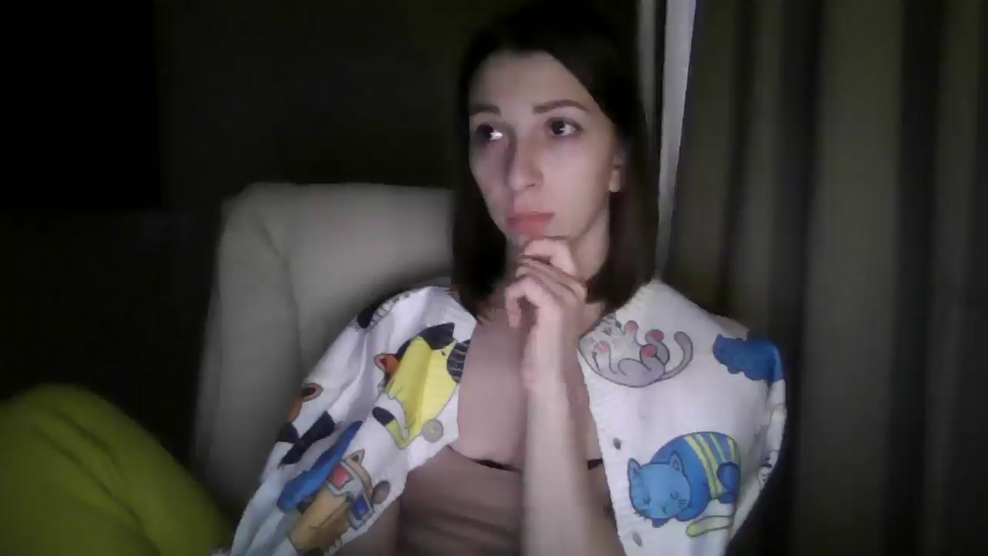Gallery image thumbnail from Diana_Bloo's myfreecams stream on, 12/25/2025, 13:07 image 9 of 20