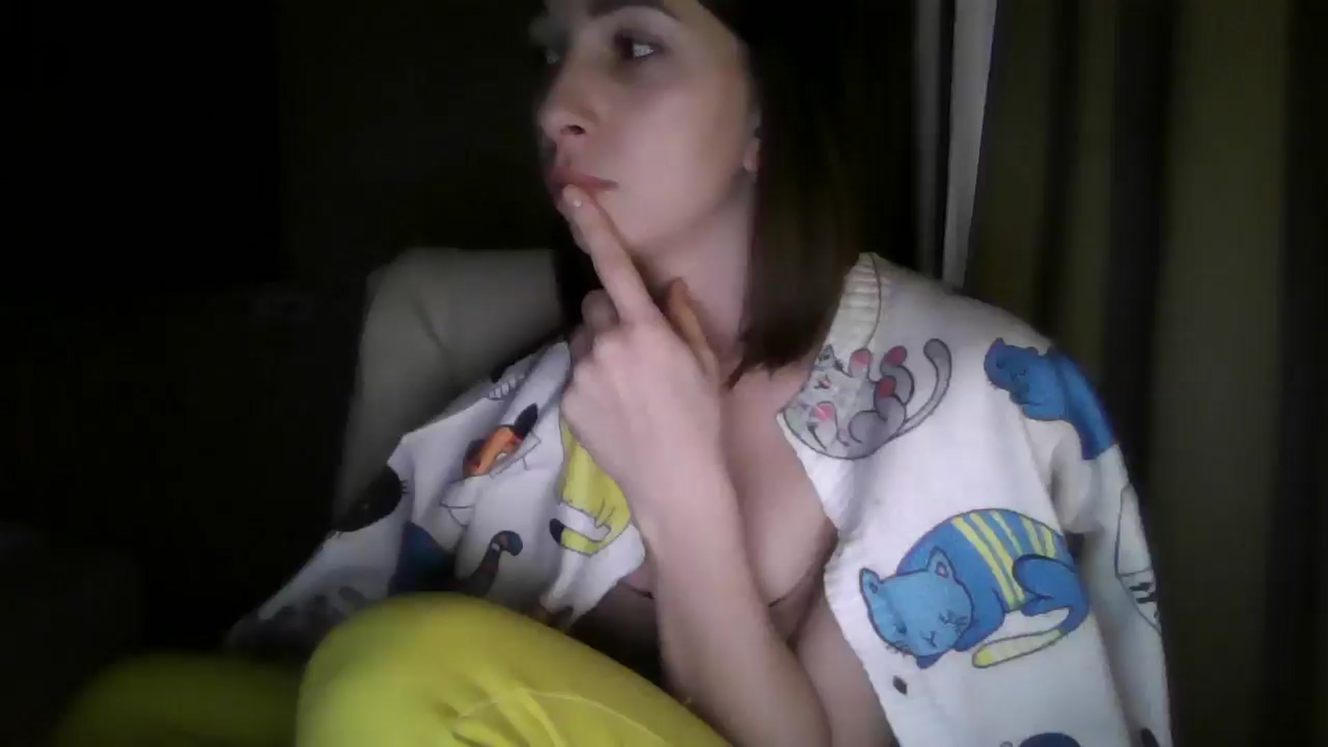 Gallery image thumbnail from Diana_Bloo's myfreecams stream on, 12/25/2025, 13:07 image 16 of 20