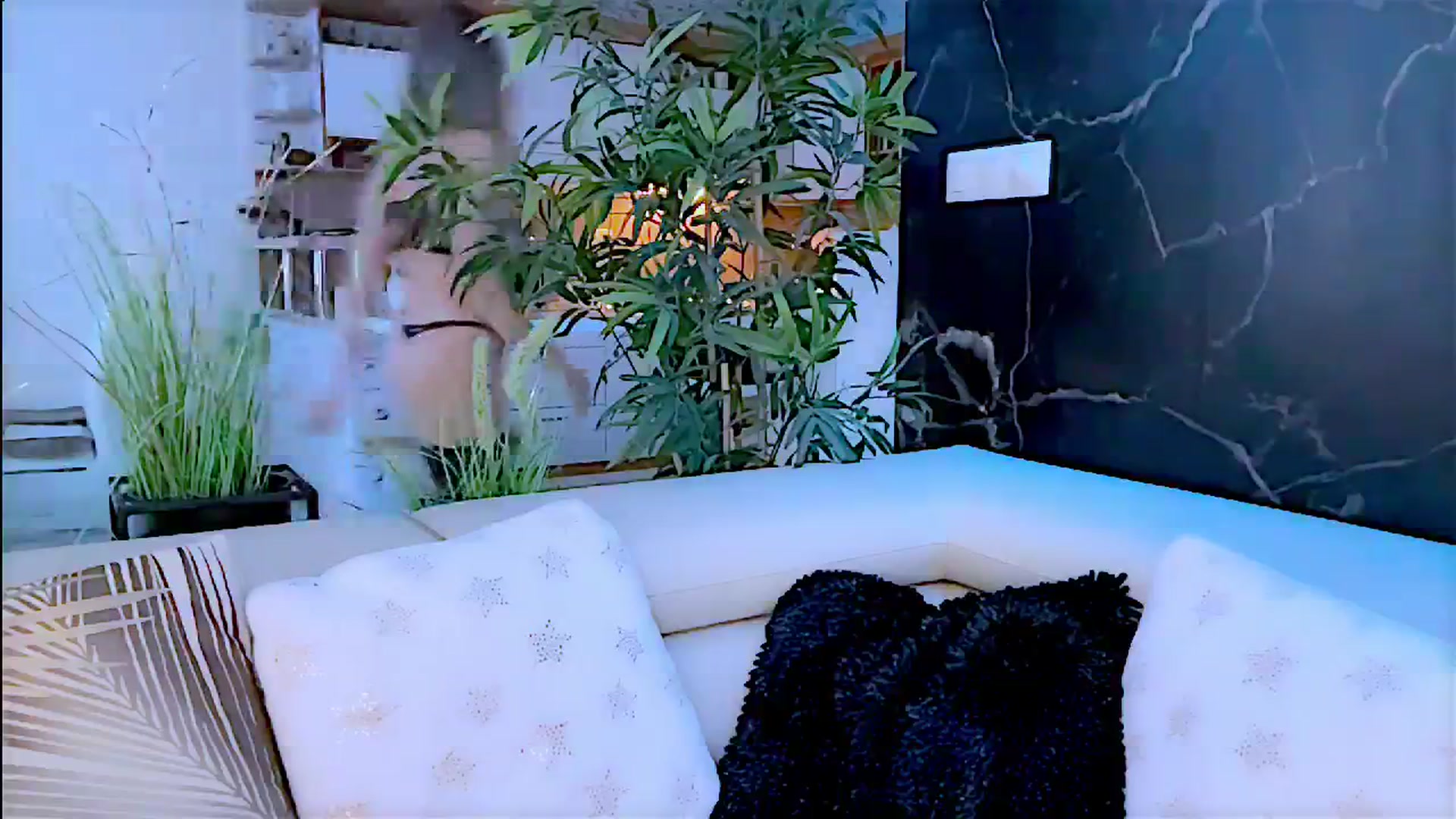 Gallery image thumbnail from Diana_Doll's myfreecams stream on, 07/14/2024, 13:07 image 14 of 20