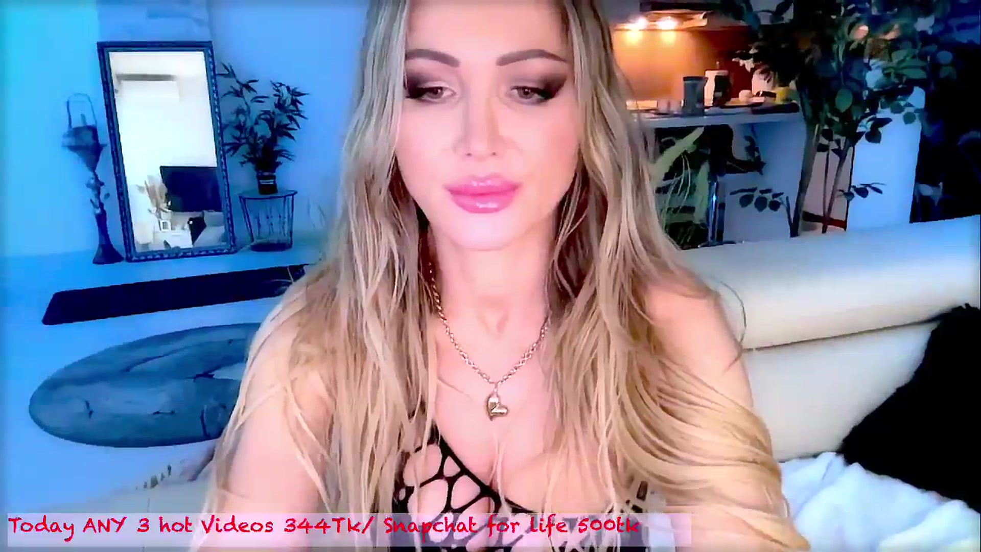 Gallery image thumbnail from Diana_Doll's myfreecams stream on, 08/31/2025, 16:50 image 8 of 20