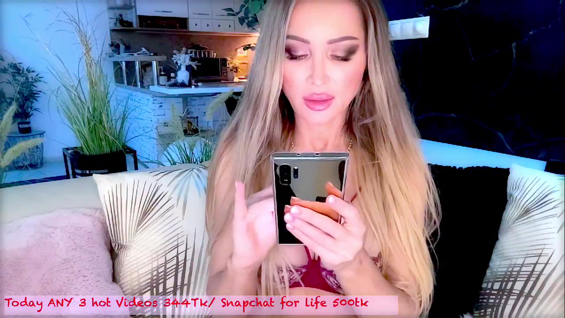Gallery image thumbnail from Diana_Doll's myfreecams stream on, 09/06/2025, 17:27 image 9 of 20