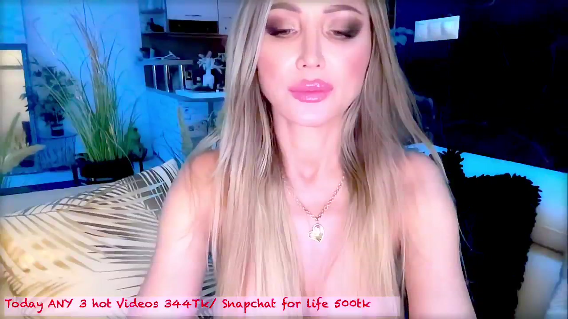 Gallery image thumbnail from Diana_Doll's myfreecams stream on, 09/06/2025, 20:59 image 15 of 20