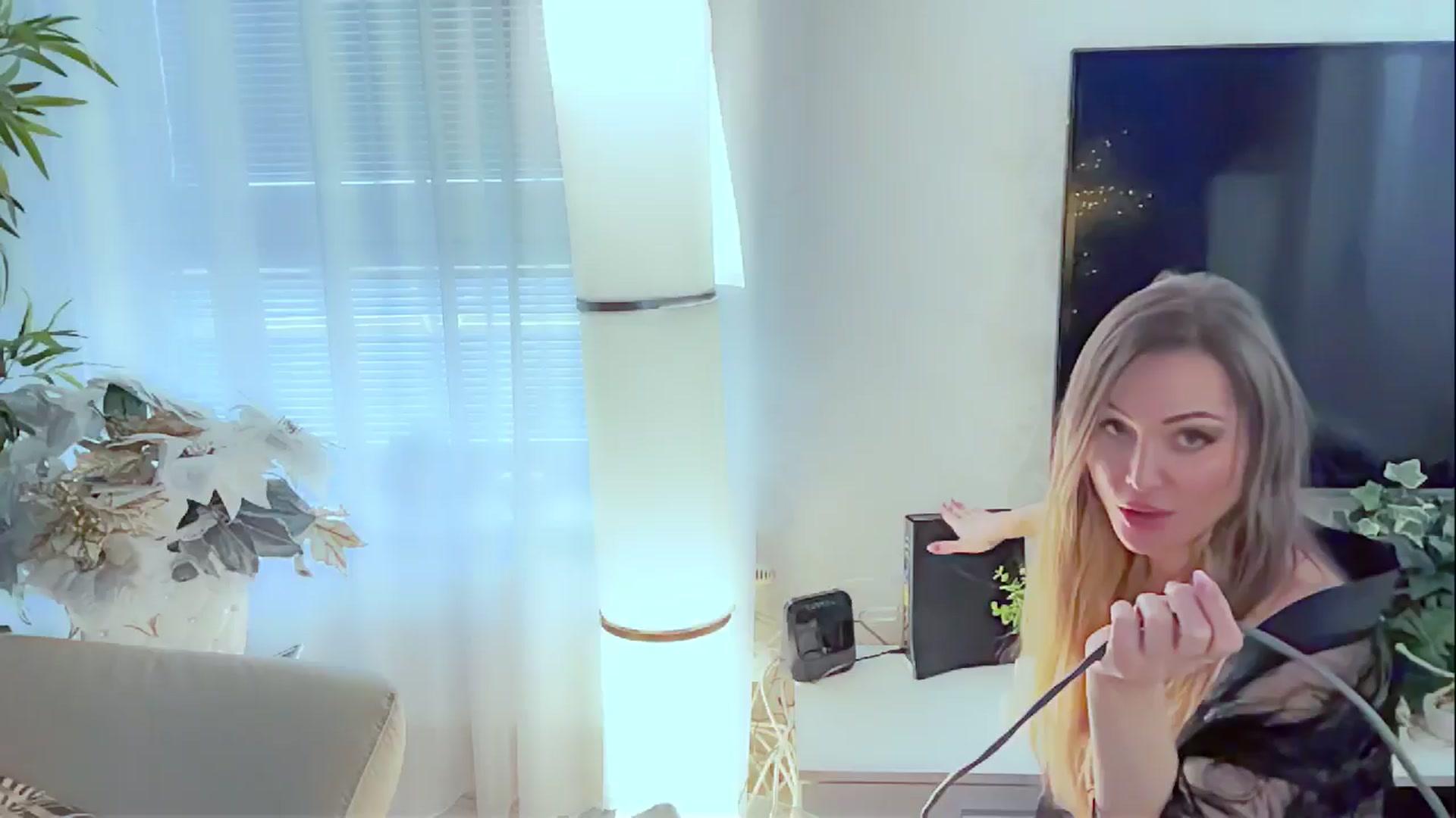 Gallery image thumbnail from Diana_Doll's myfreecams stream on, 03/14/2026, 16:26 image 4 of 20