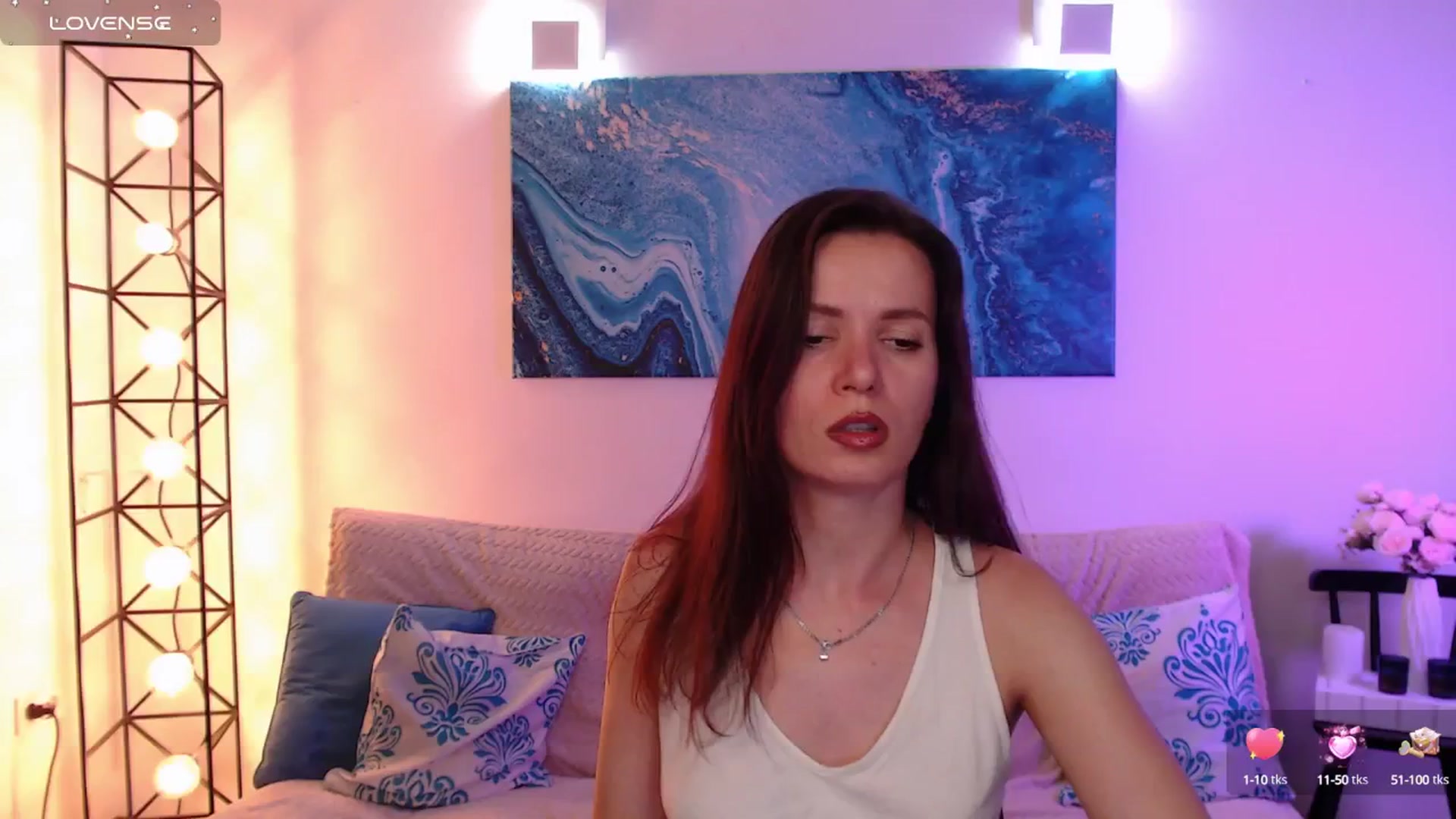 Gallery image thumbnail from Diana_Wow's myfreecams stream on, 07/06/2025, 11:49 image 9 of 20