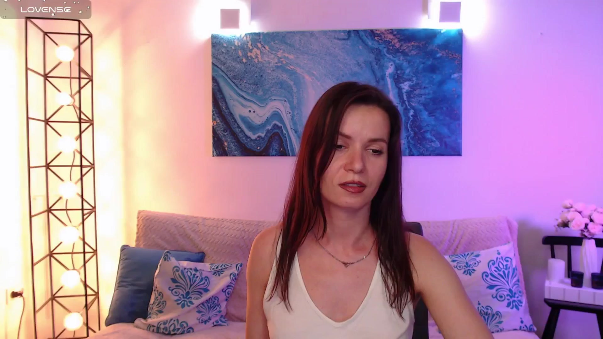 Gallery image thumbnail from Diana_Wow's myfreecams stream on, 07/06/2025, 11:49 image 16 of 20