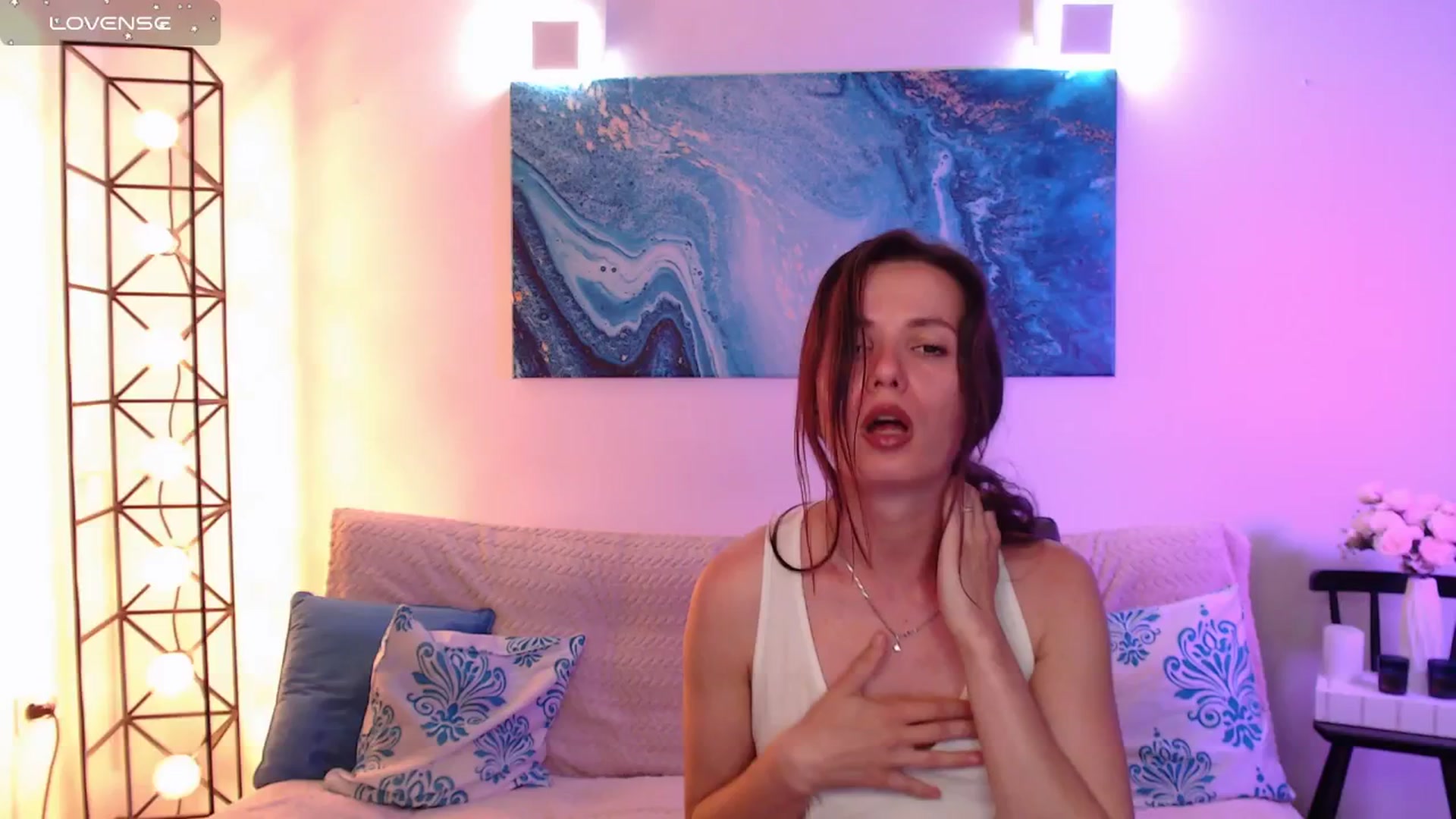 Gallery image thumbnail from Diana_Wow's myfreecams stream on, 07/06/2025, 11:49 image 17 of 20