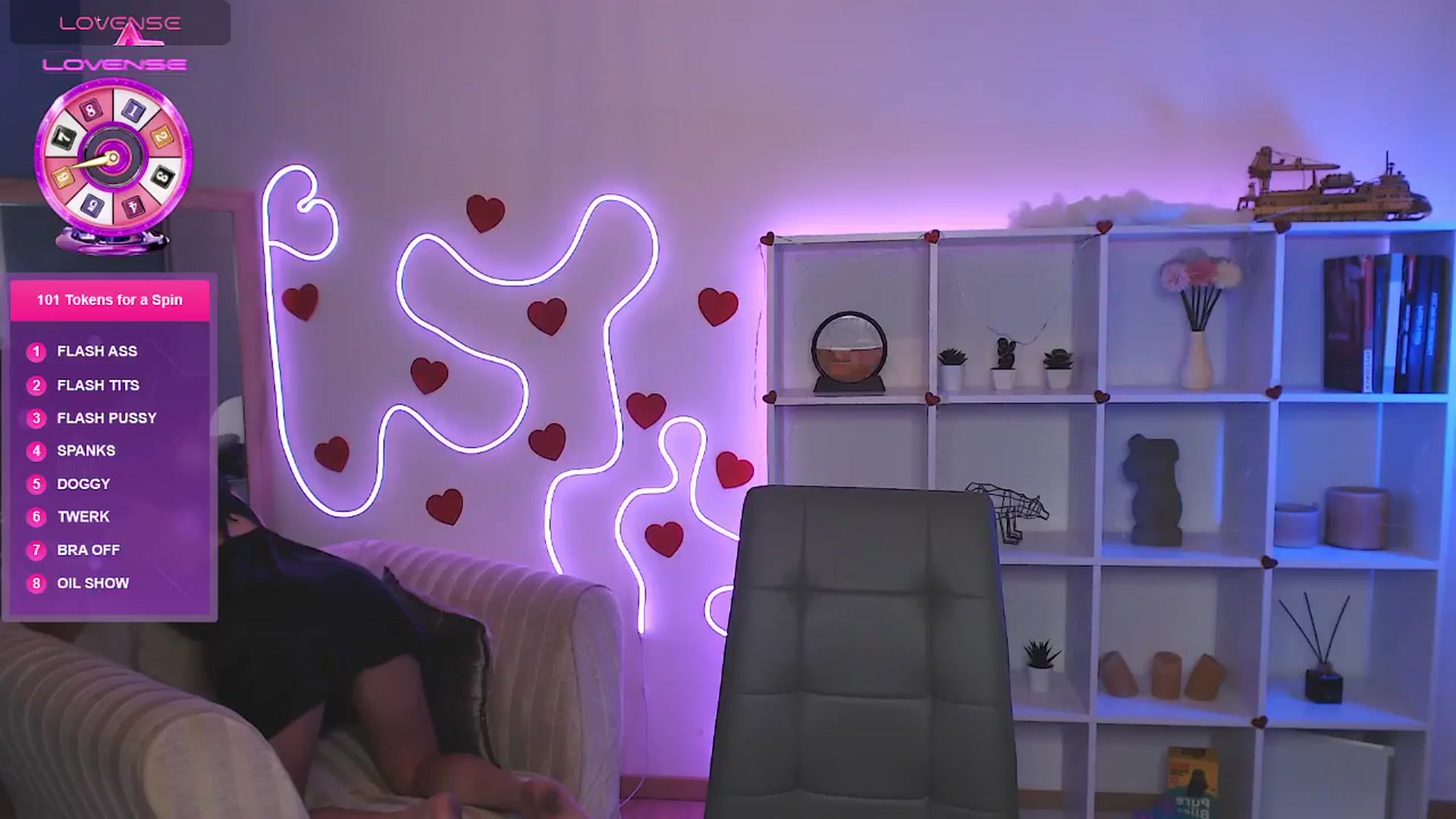 Gallery image thumbnail from Diana_Wow's myfreecams stream on, 07/27/2025, 11:44 image 9 of 20