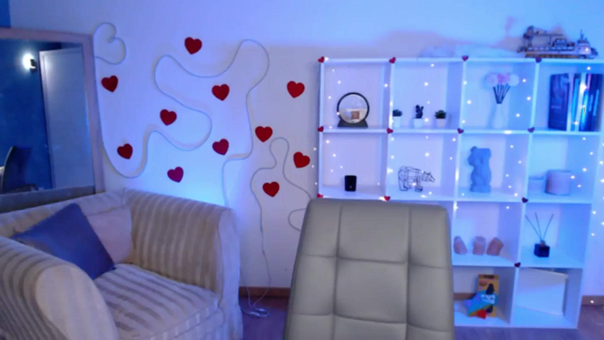 Gallery image thumbnail from Diana_Wow's myfreecams stream on, 08/17/2025, 09:09 image 18 of 20