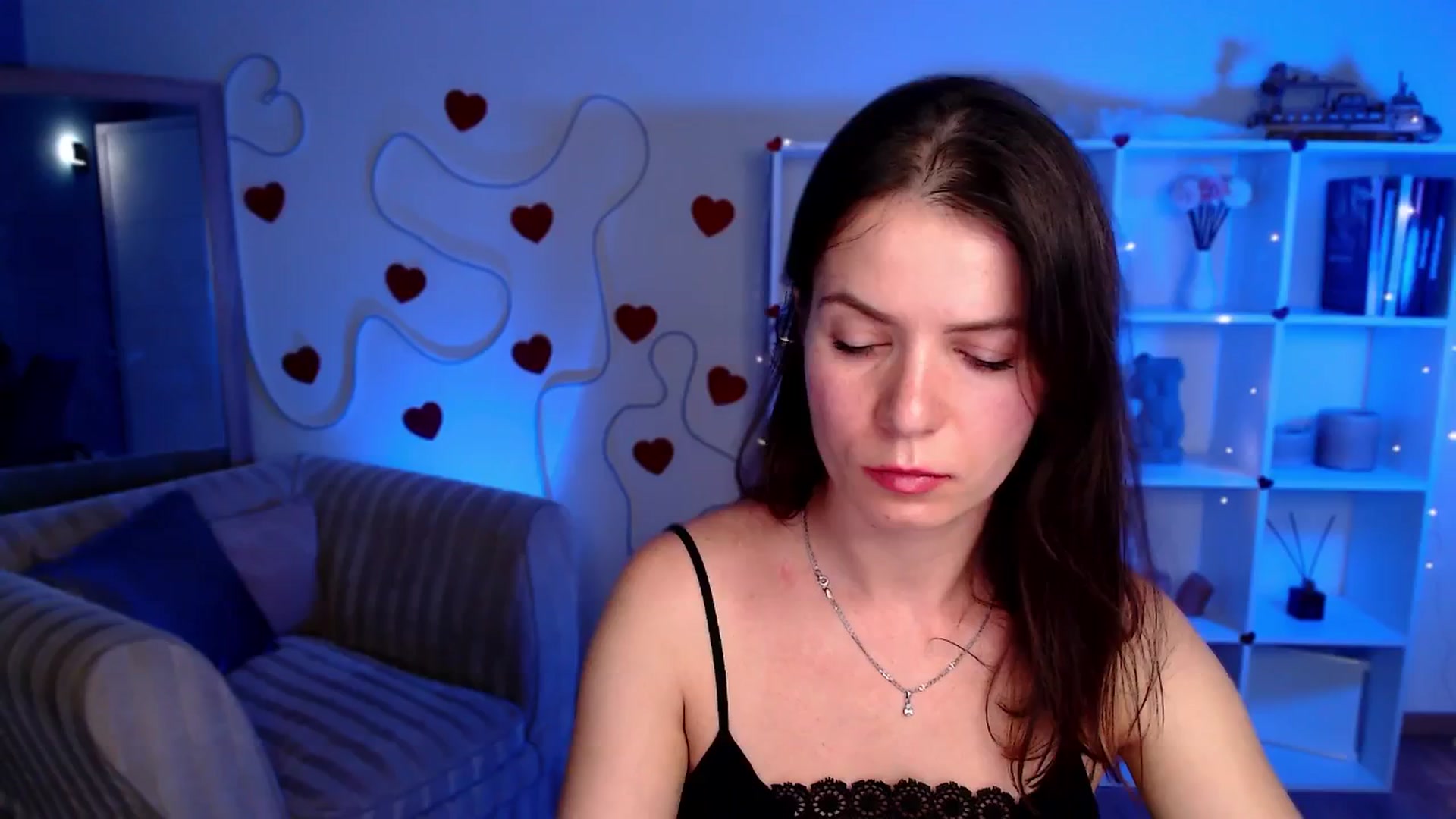 Gallery image thumbnail from Diana_Wow's myfreecams stream on, 08/17/2025, 09:09 image 14 of 20