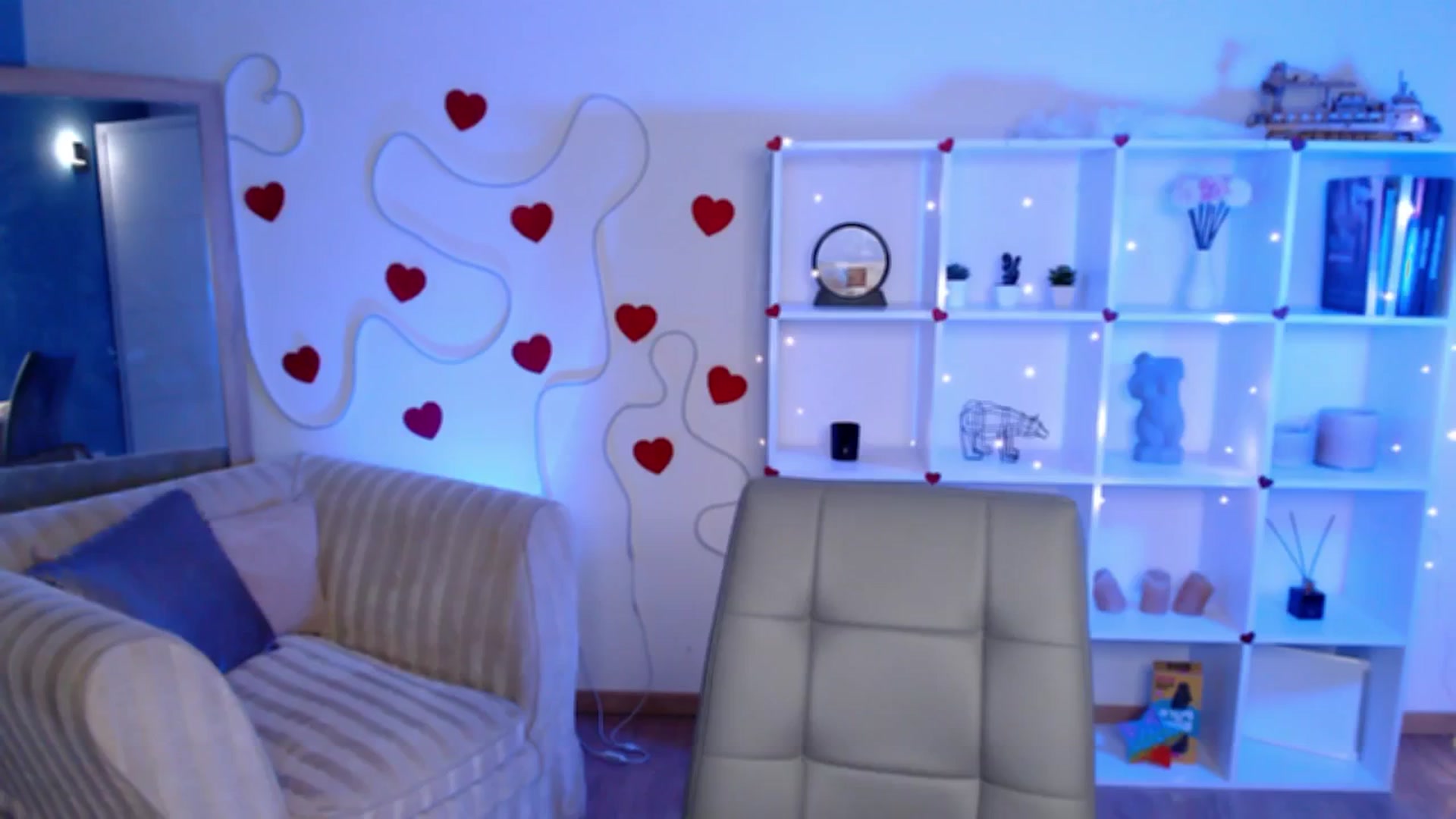 Gallery image thumbnail from Diana_Wow's myfreecams stream on, 08/17/2025, 09:09 image 19 of 20