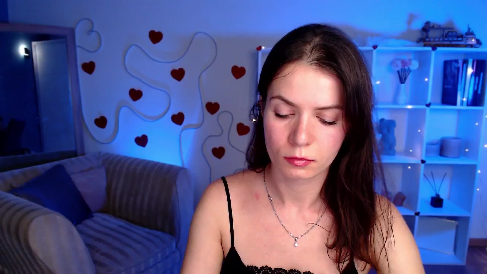 Gallery image thumbnail from Diana_Wow's myfreecams stream on, 08/17/2025, 09:09 image 1 of 20