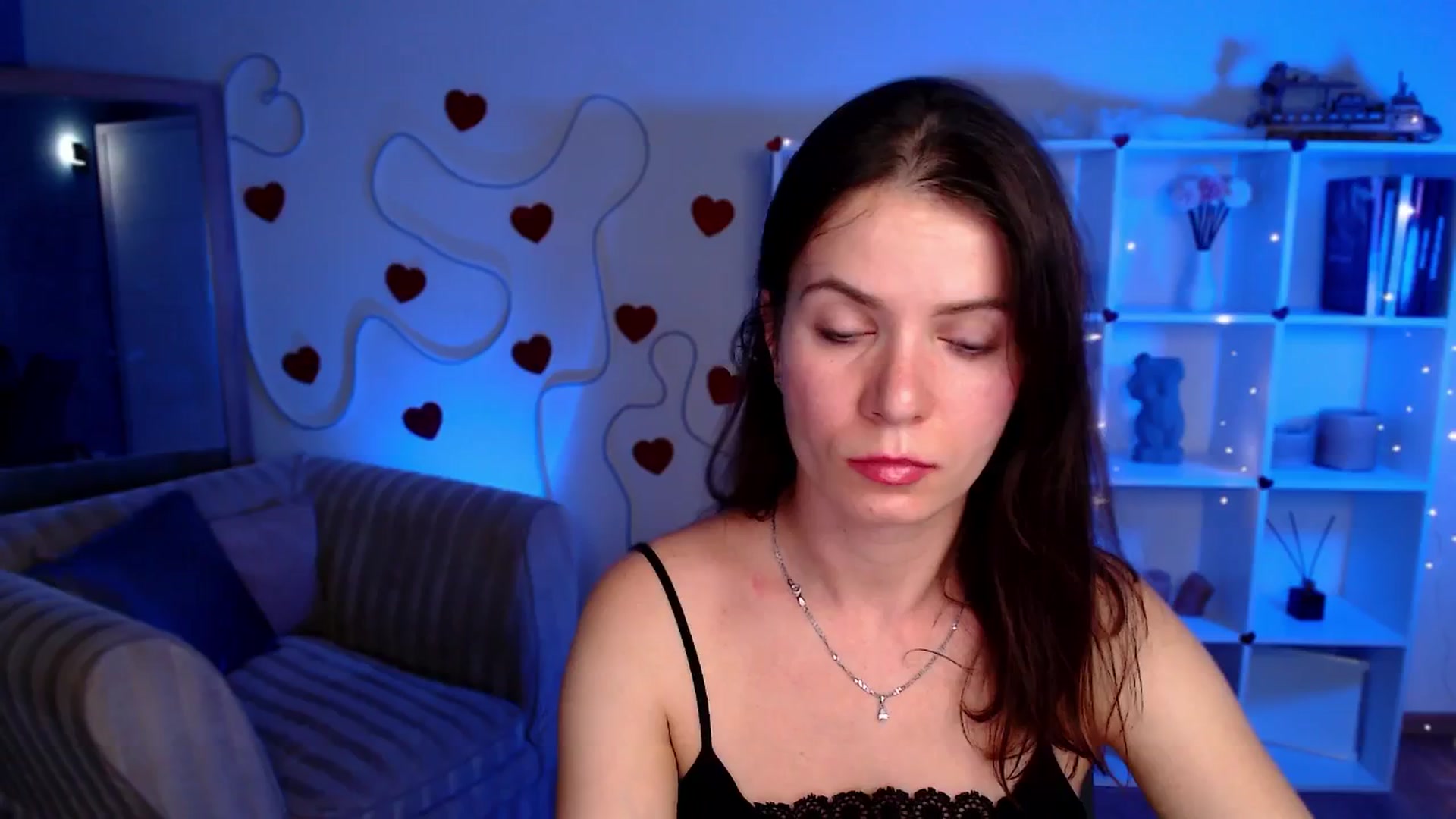 Gallery image thumbnail from Diana_Wow's myfreecams stream on, 08/17/2025, 09:09 image 9 of 20